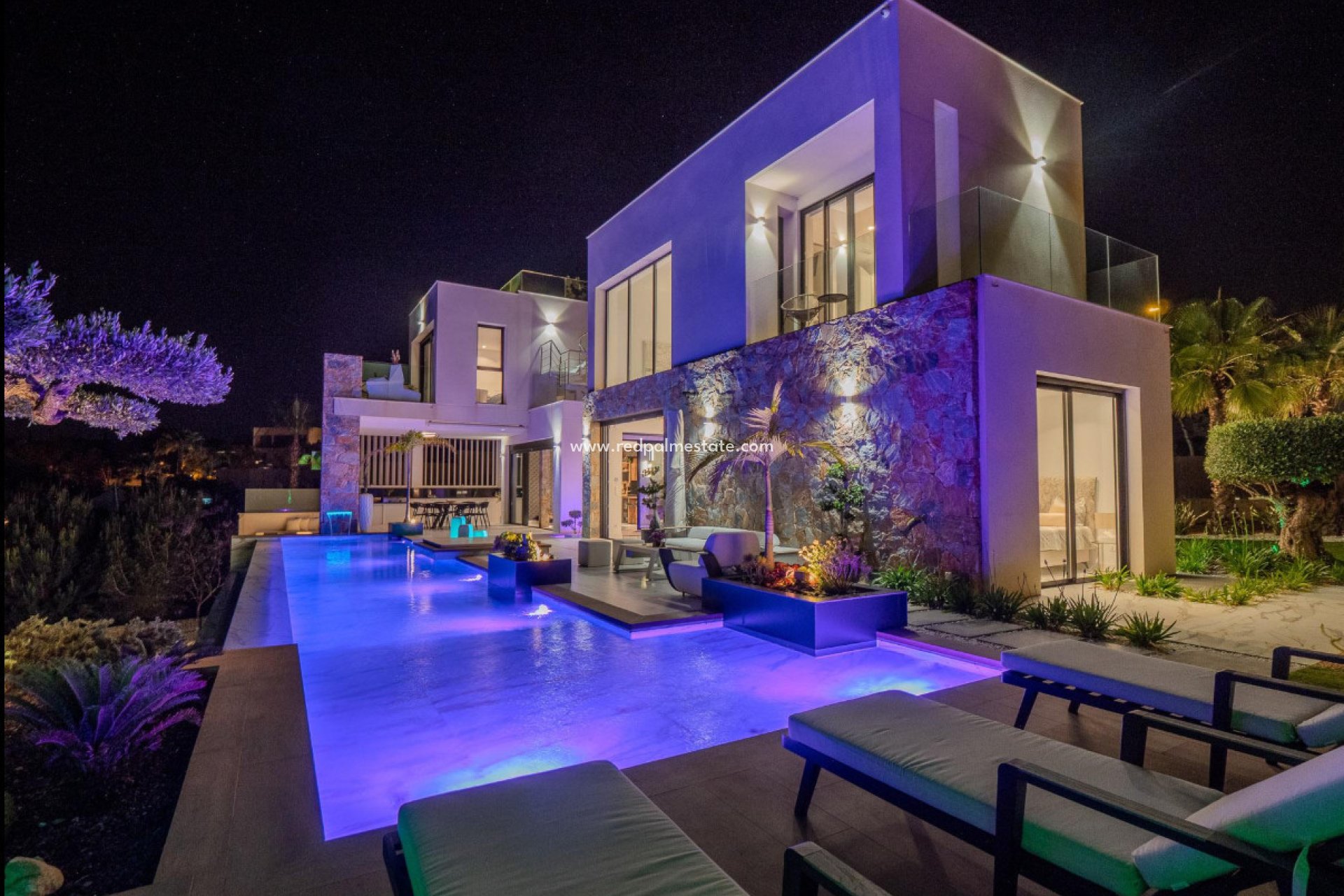 Återförsäljning - Villa -
Orihuela Costa