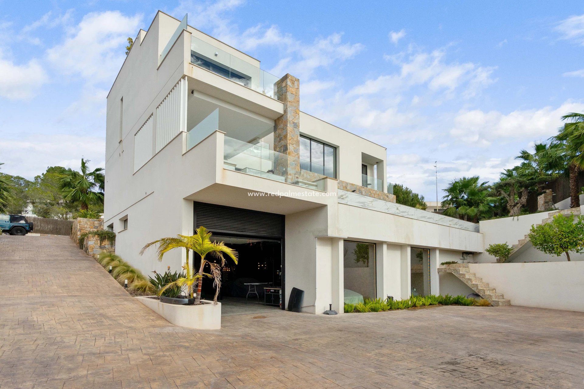 Återförsäljning - Villa -
Orihuela Costa