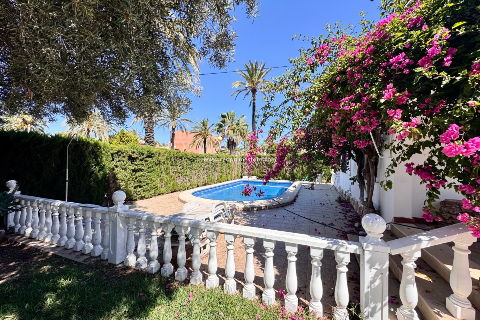 Återförsäljning - Villa -
Orihuela Costa