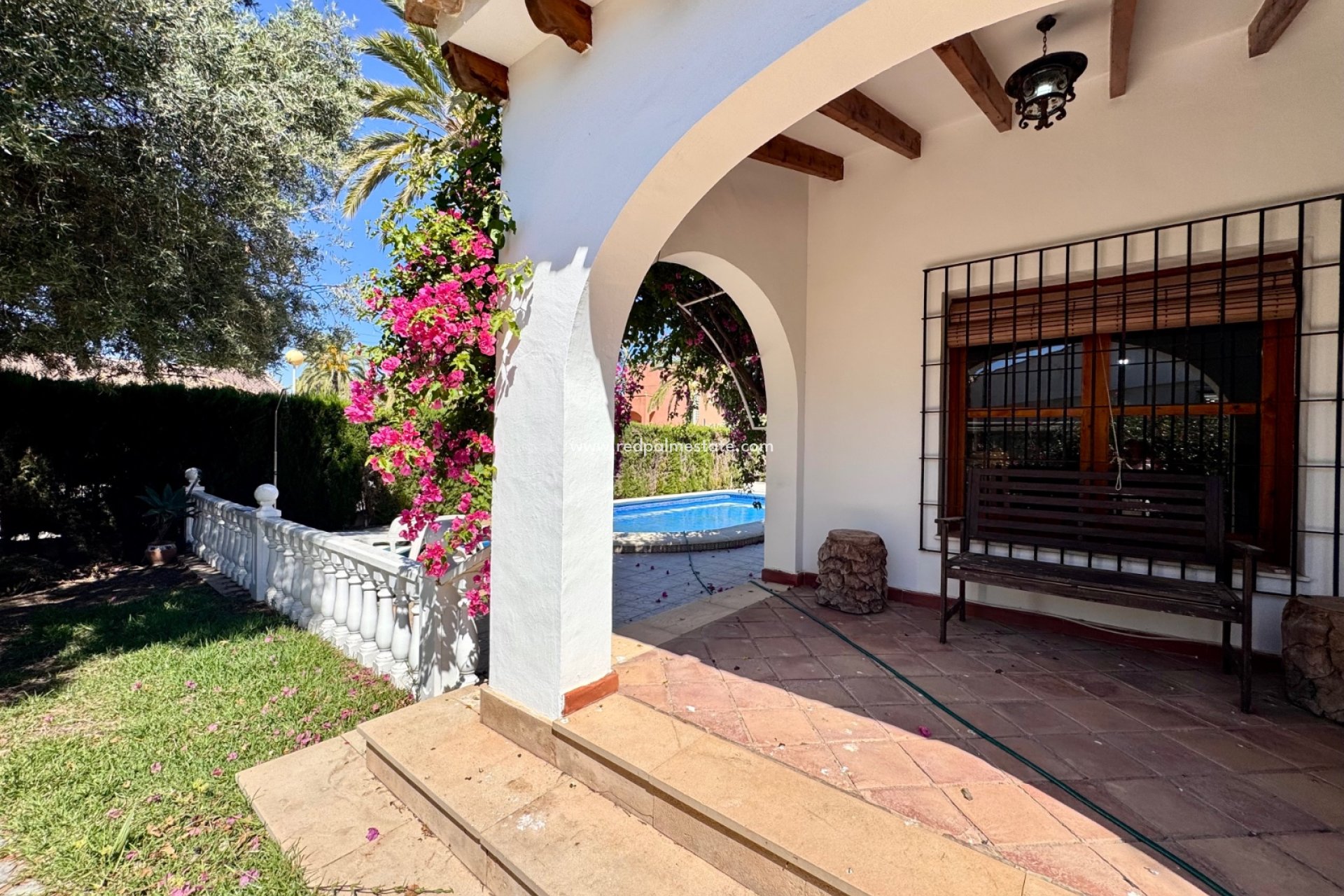 Återförsäljning - Villa -
Orihuela Costa