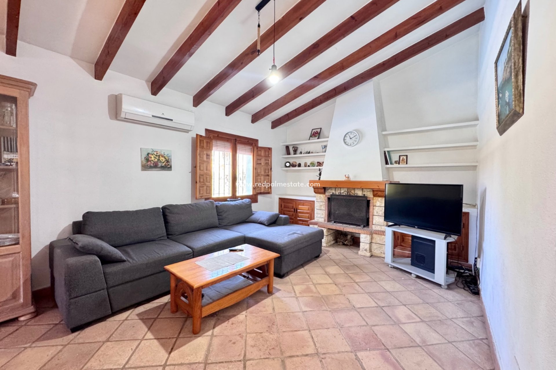 Återförsäljning - Villa -
Orihuela Costa