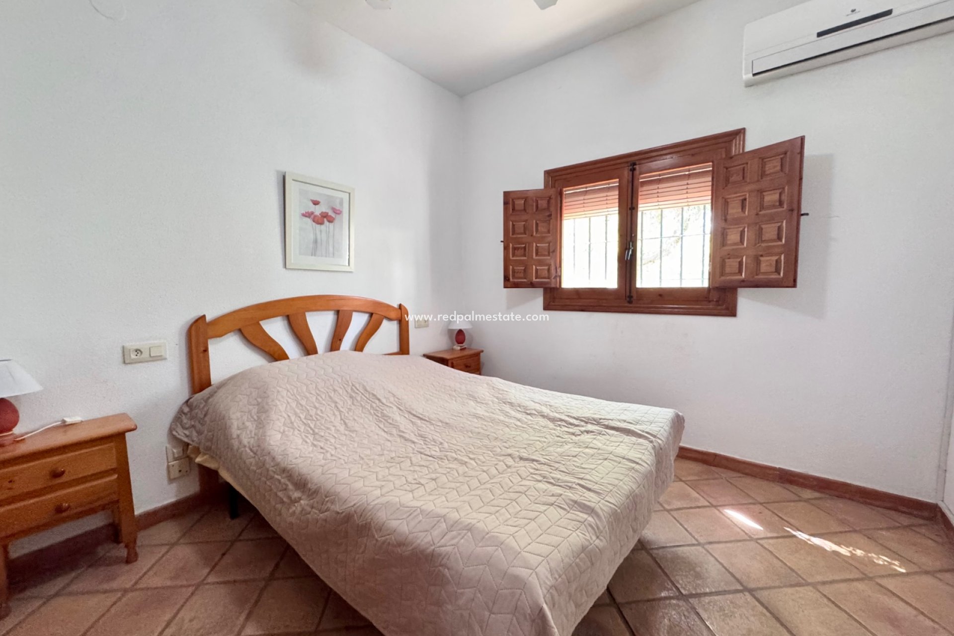 Återförsäljning - Villa -
Orihuela Costa