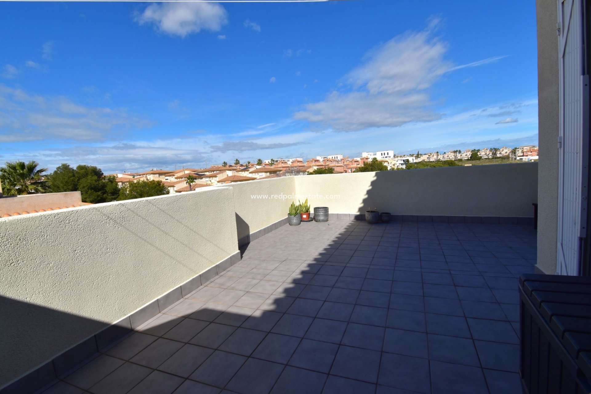 Återförsäljning - Villa -
Orihuela Costa