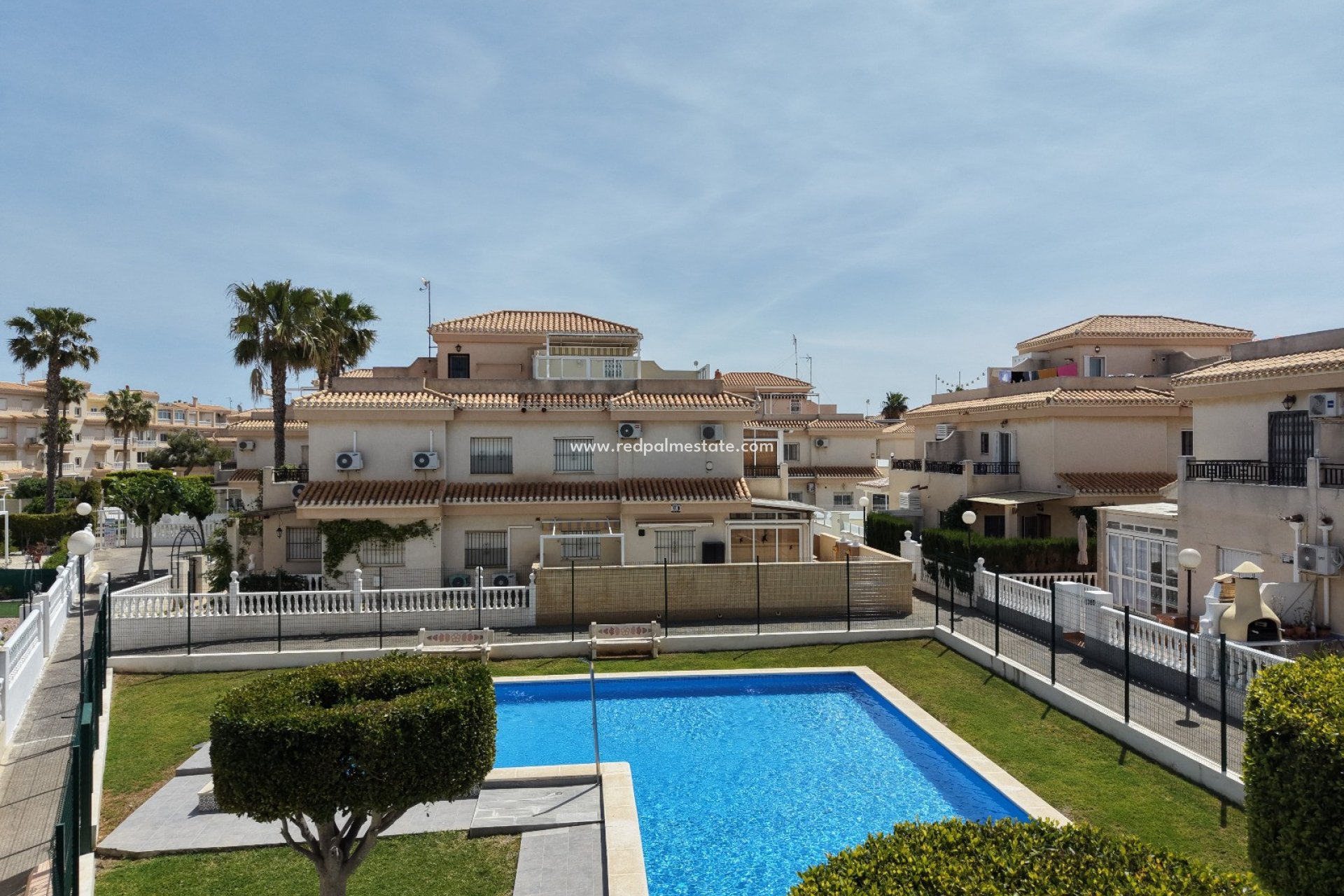 Återförsäljning - Villa -
Orihuela Costa