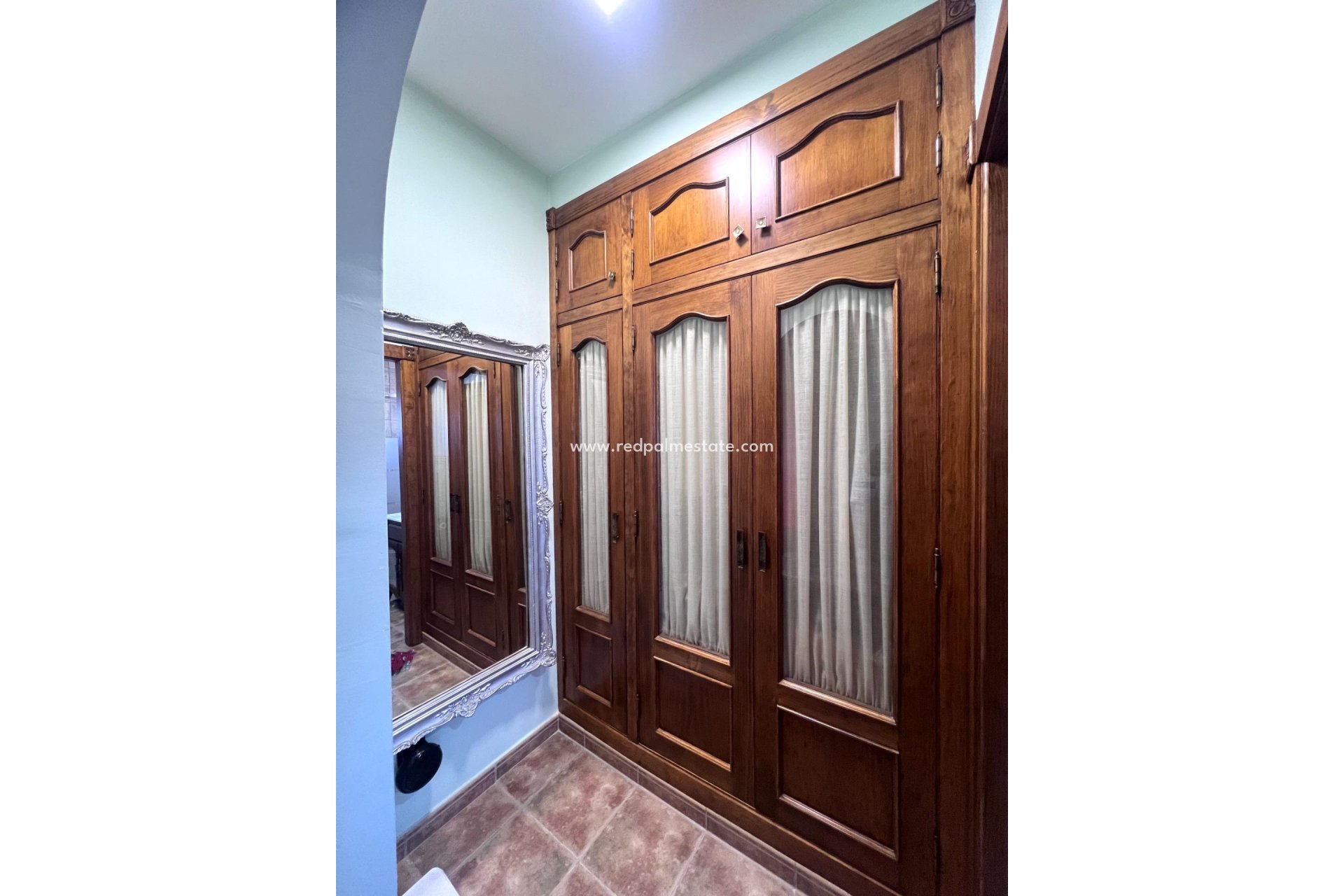 Återförsäljning - Villa -
Orihuela - Desamparados-hurchillo-torremendo