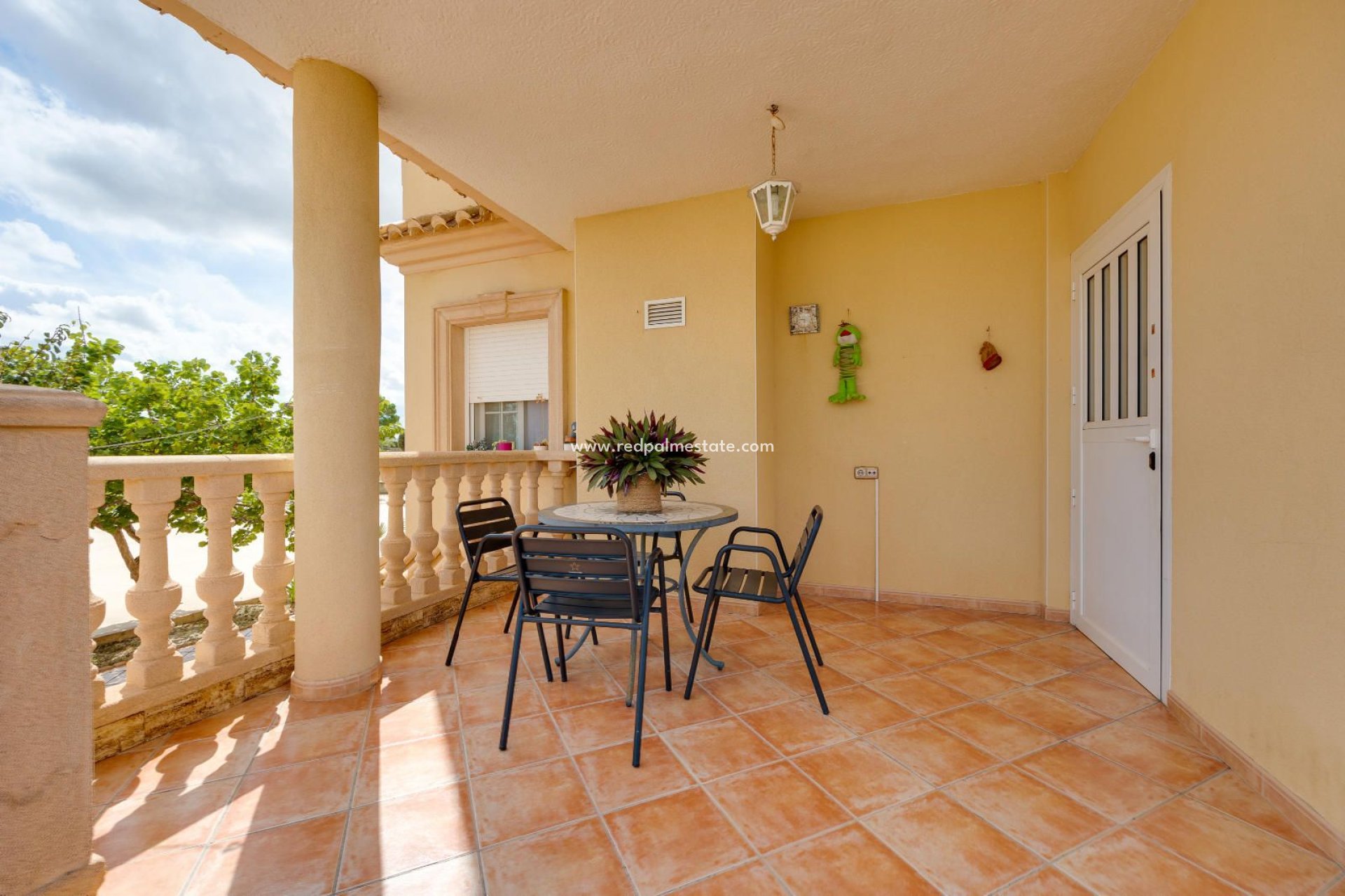 Återförsäljning - Villa -
Orihuela - Hurchillo