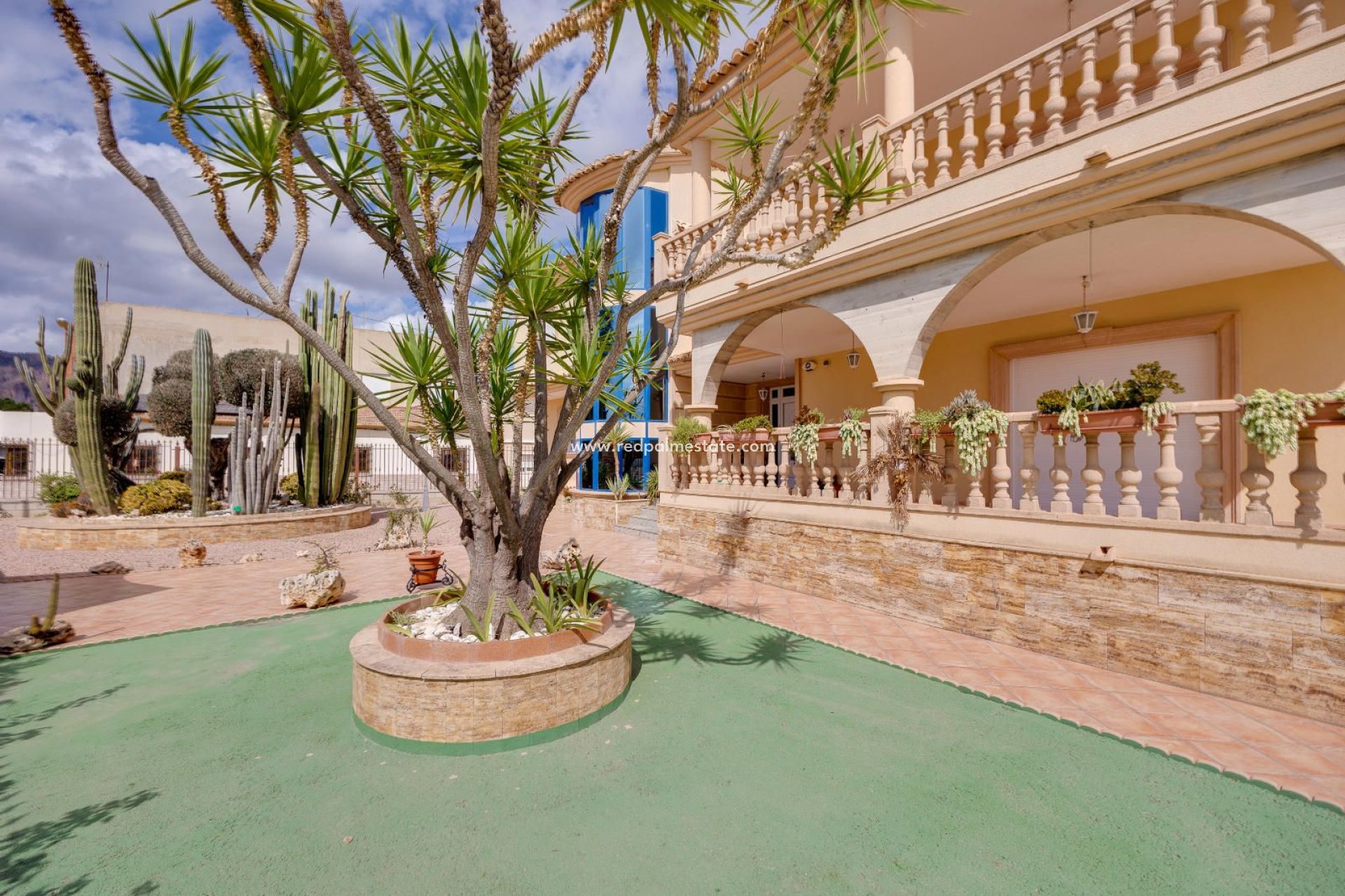 Återförsäljning - Villa -
Orihuela - Hurchillo