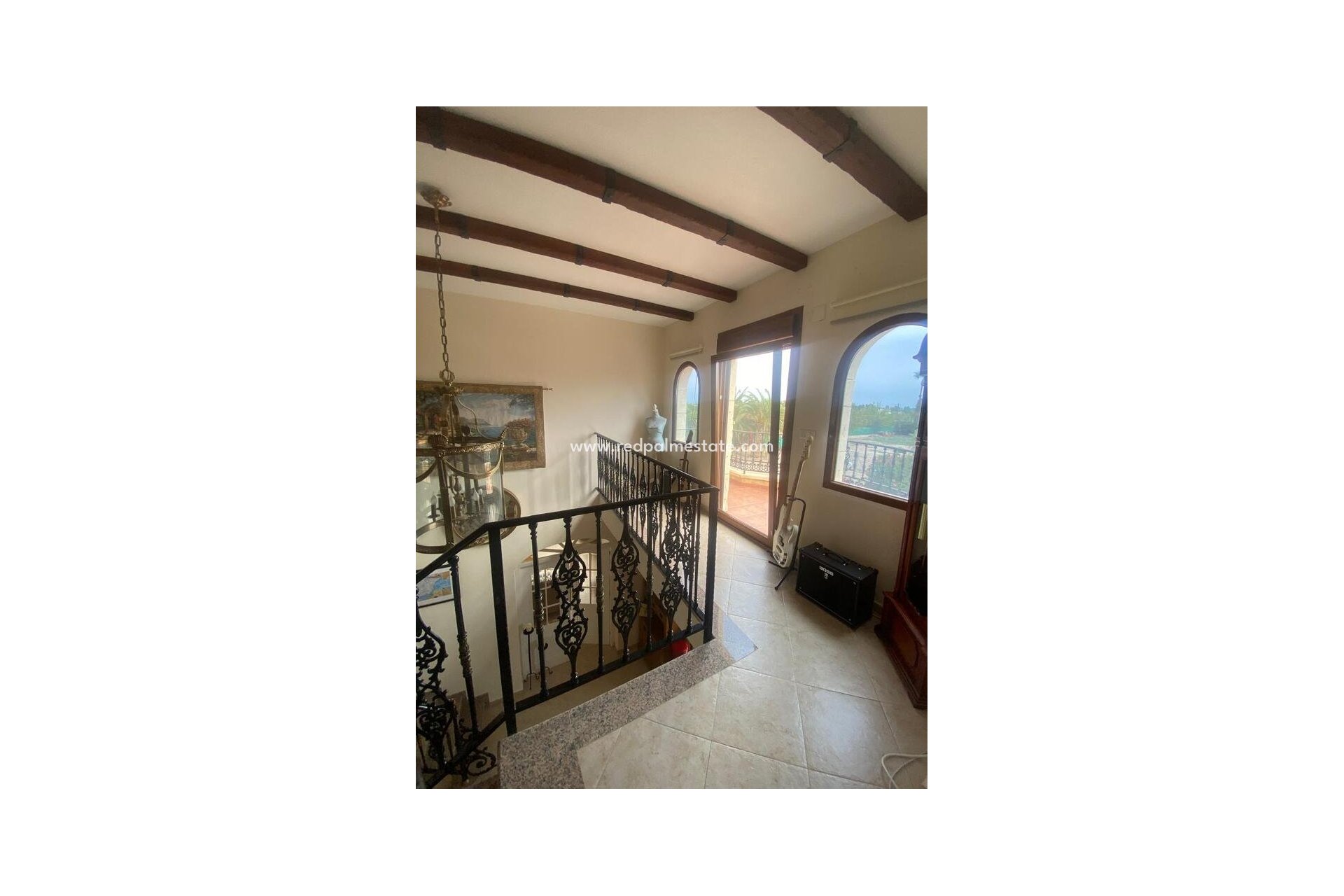 Återförsäljning - Villa -
Orihuela - Inland