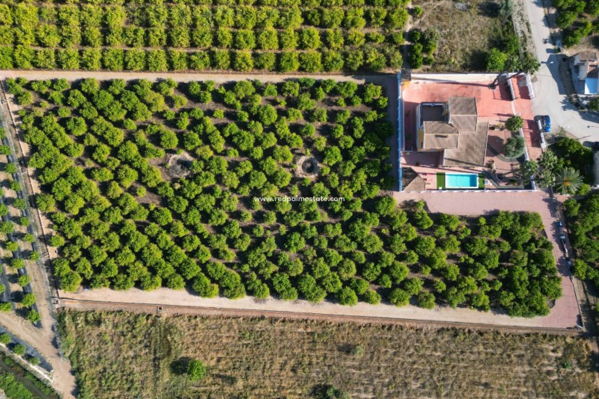 Återförsäljning - Villa -
Orihuela - Inland