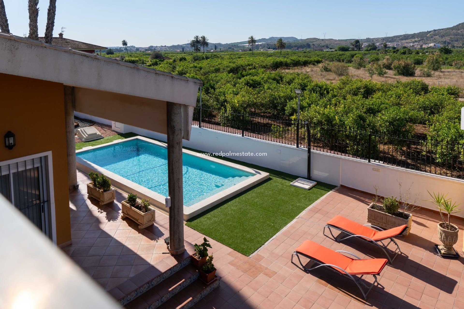 Återförsäljning - Villa -
Orihuela - Inland