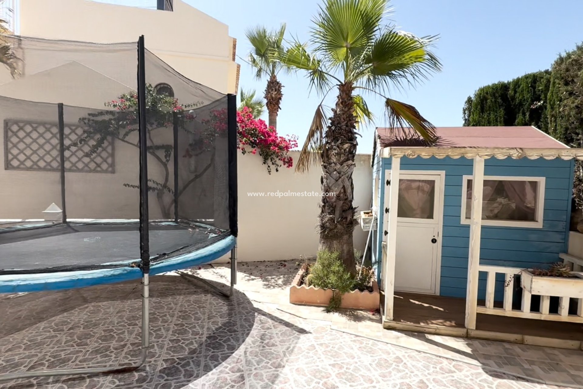 Återförsäljning - Villa -
Orihuela - Inland