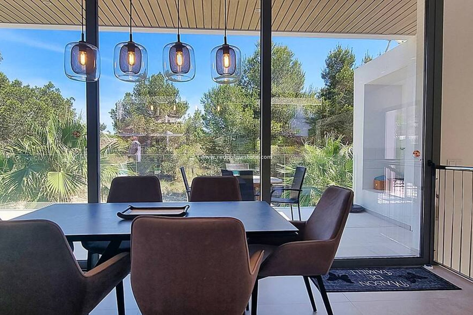 Återförsäljning - Villa -
Orihuela - Las Colinas Golf