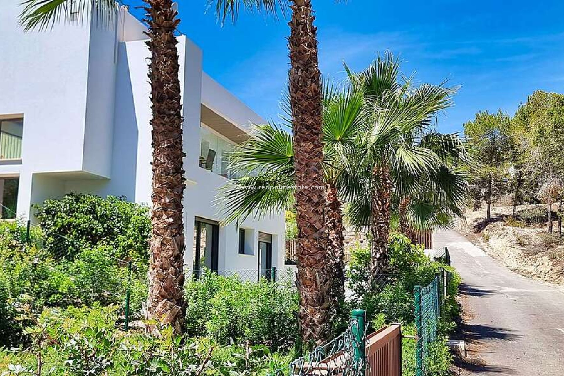 Återförsäljning - Villa -
Orihuela - Las Colinas Golf