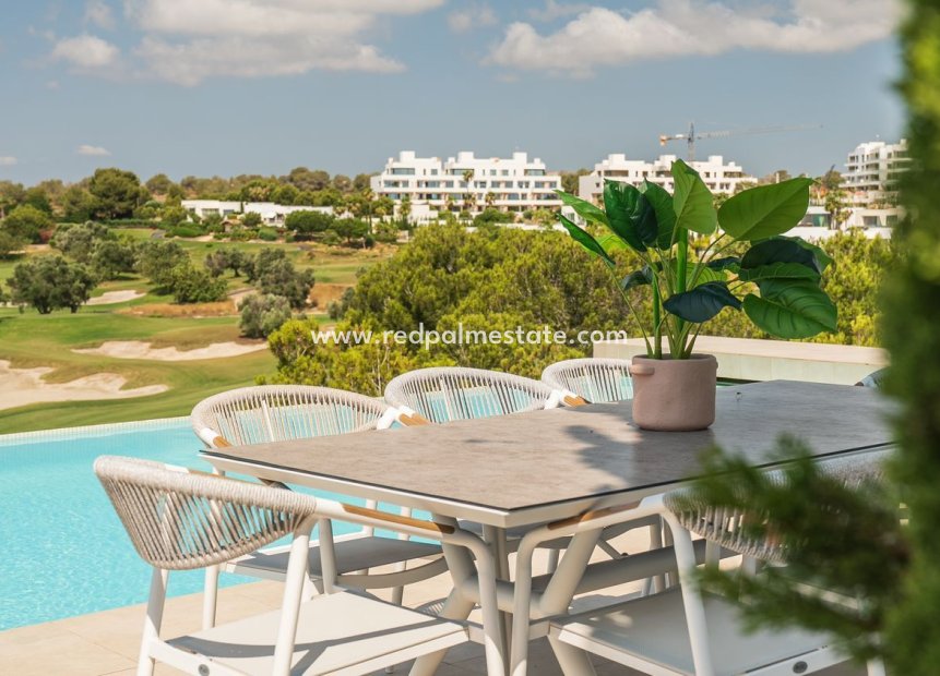 Återförsäljning - Villa -
Orihuela - Las Colinas Golf