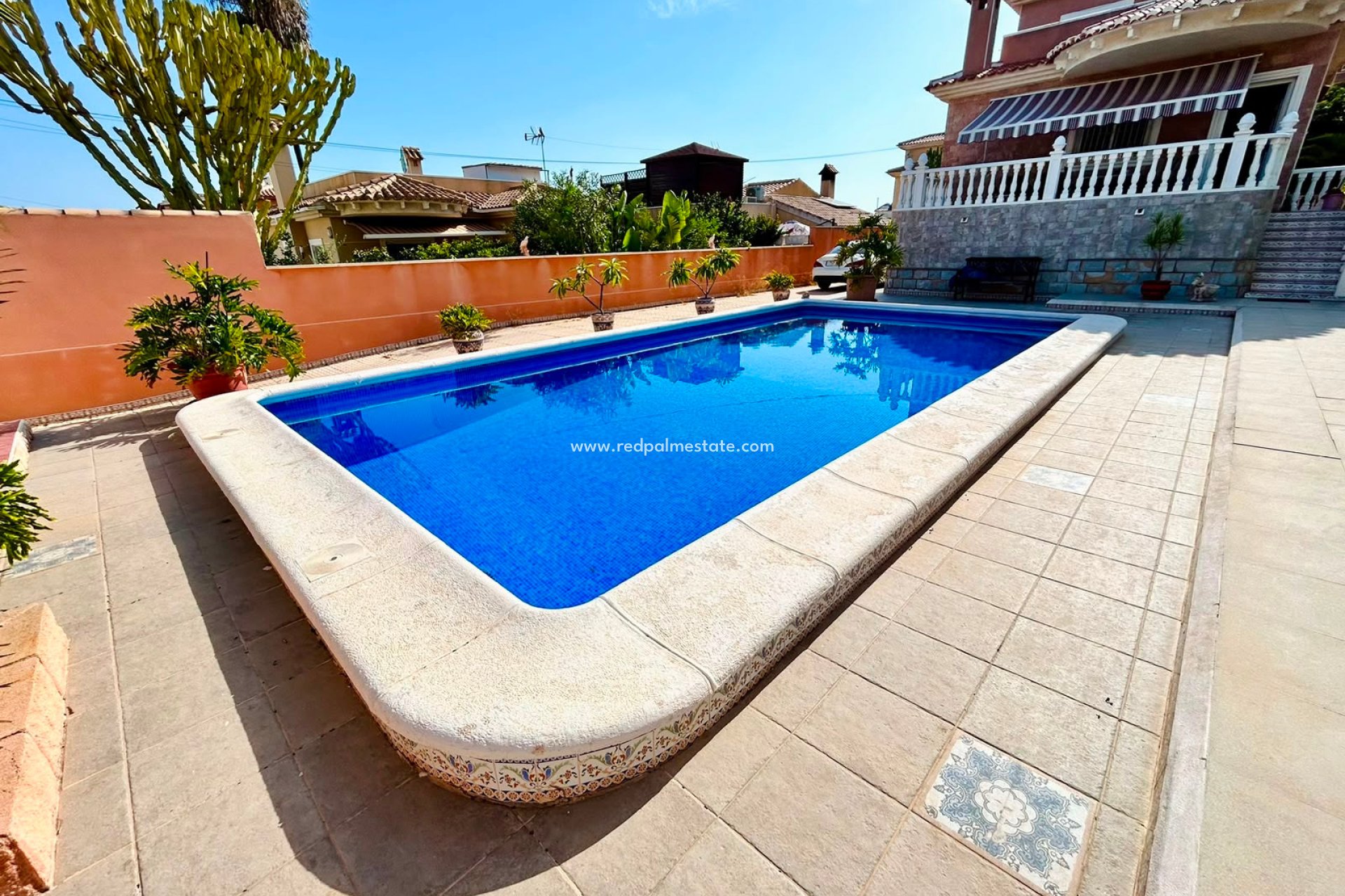 Återförsäljning - Villa -
Orihuela - Los balcones