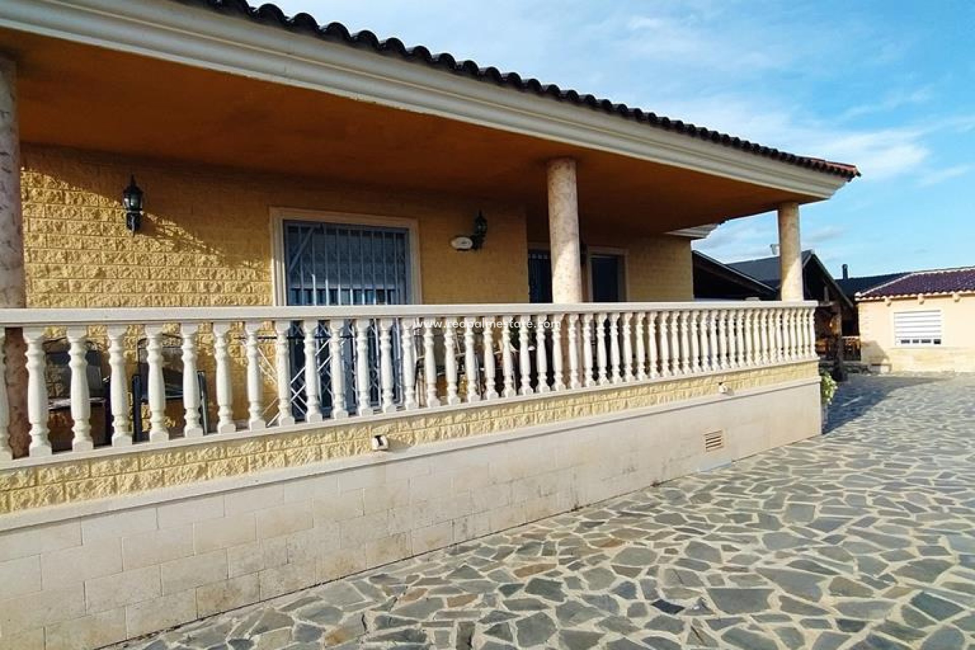 Återförsäljning - Villa -
Orihuela - LOS DESEMPARADOS