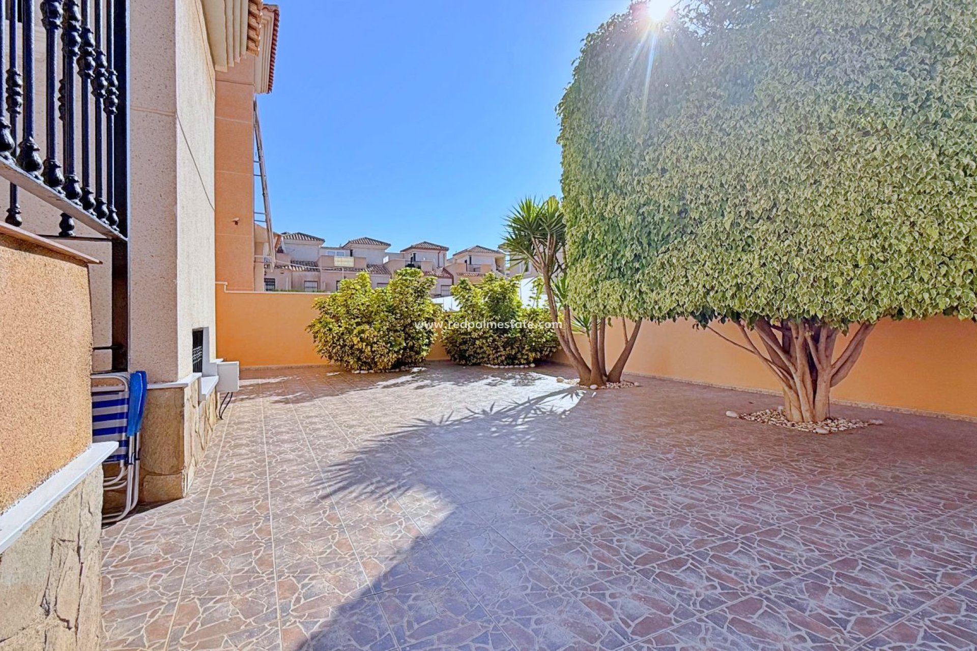 Återförsäljning - Villa -
Orihuela - Orihuela Costa