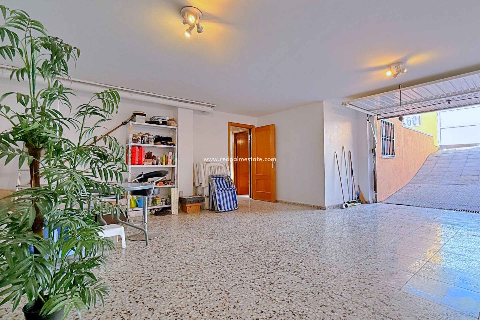 Återförsäljning - Villa -
Orihuela - Orihuela Costa