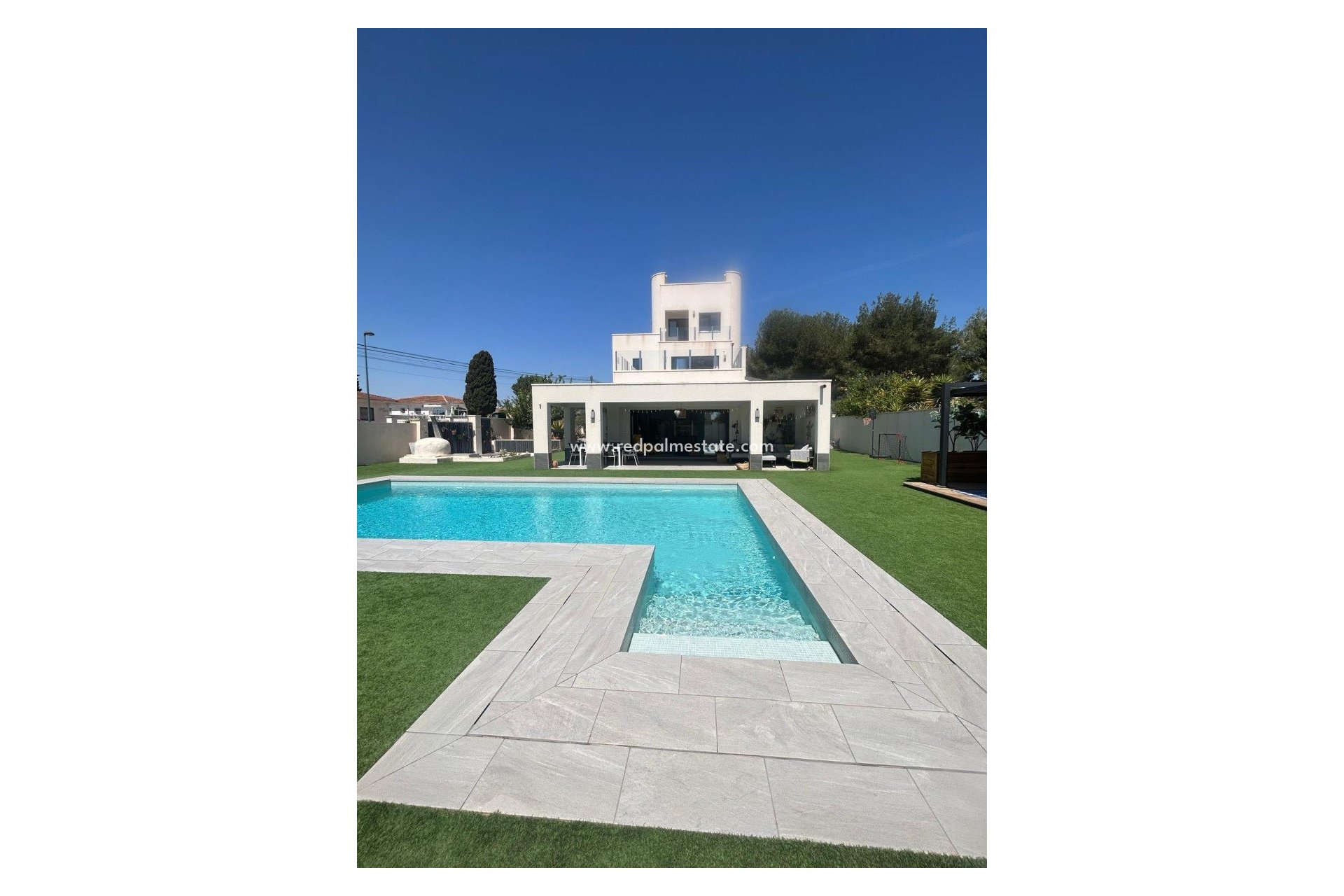 Återförsäljning - Villa -
Pilar de la Horadada - Costa Blanca