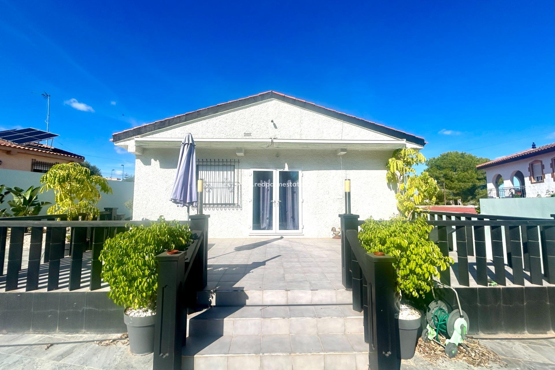 Återförsäljning - Villa -
Pilar de la Horadada - Pinar de Campoverde