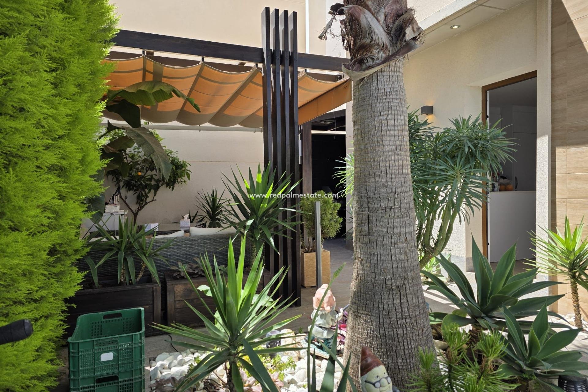 Återförsäljning - Villa -
Pilar de la Horadada - Zona Pueblo