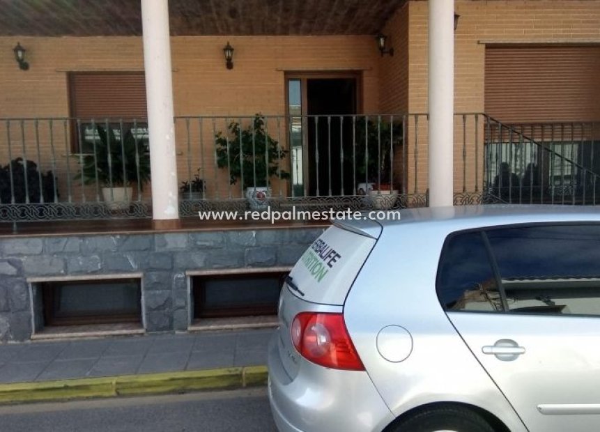 Återförsäljning - Villa -
Pilar de la Horadada