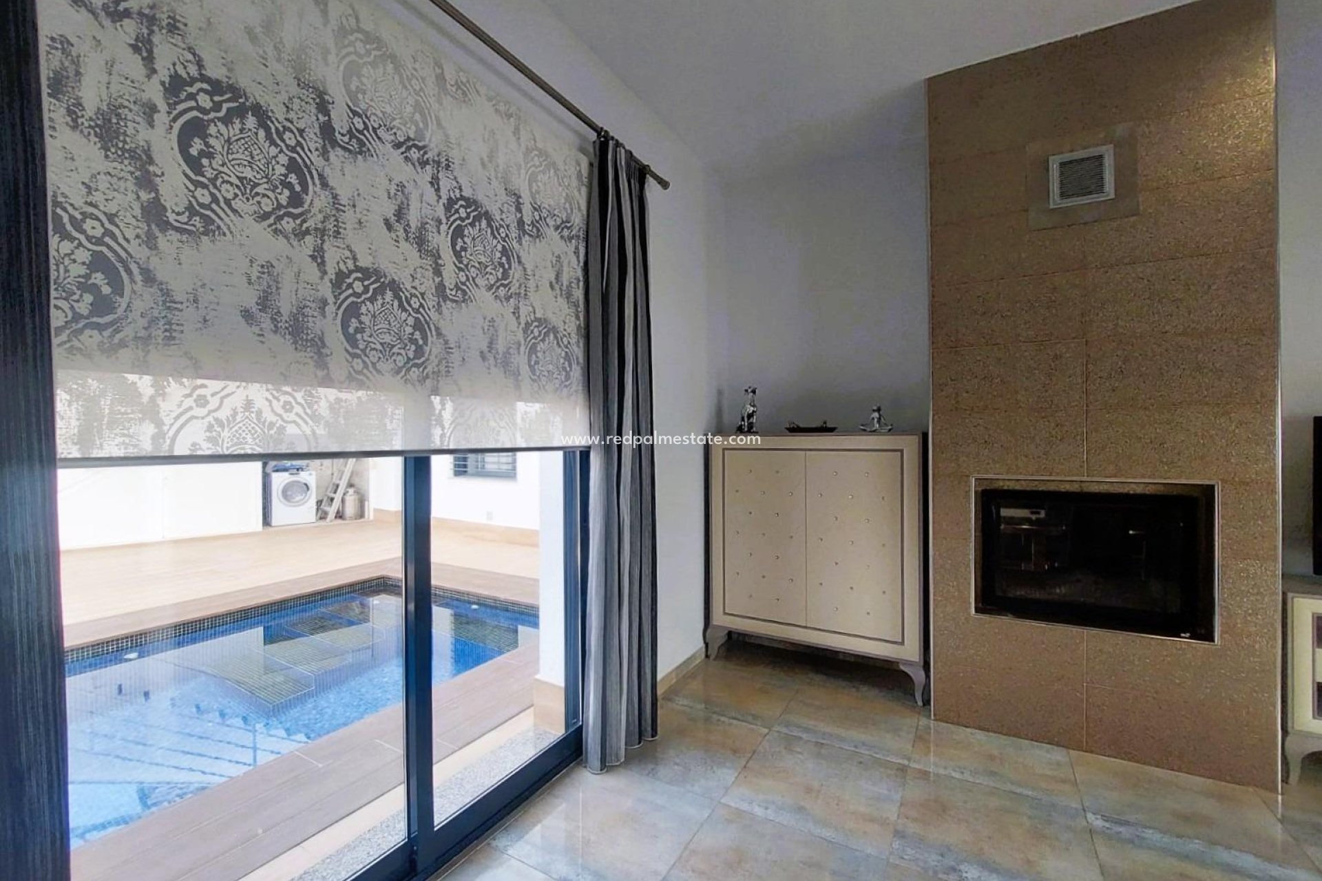 Återförsäljning - Villa -
Pilar de la Horadada