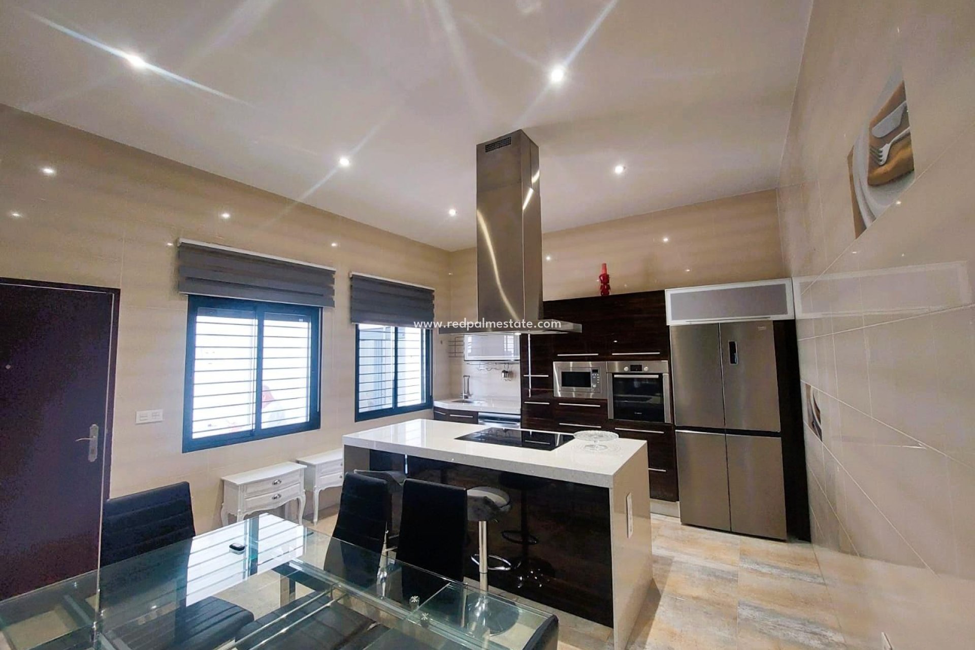 Återförsäljning - Villa -
Pilar de la Horadada