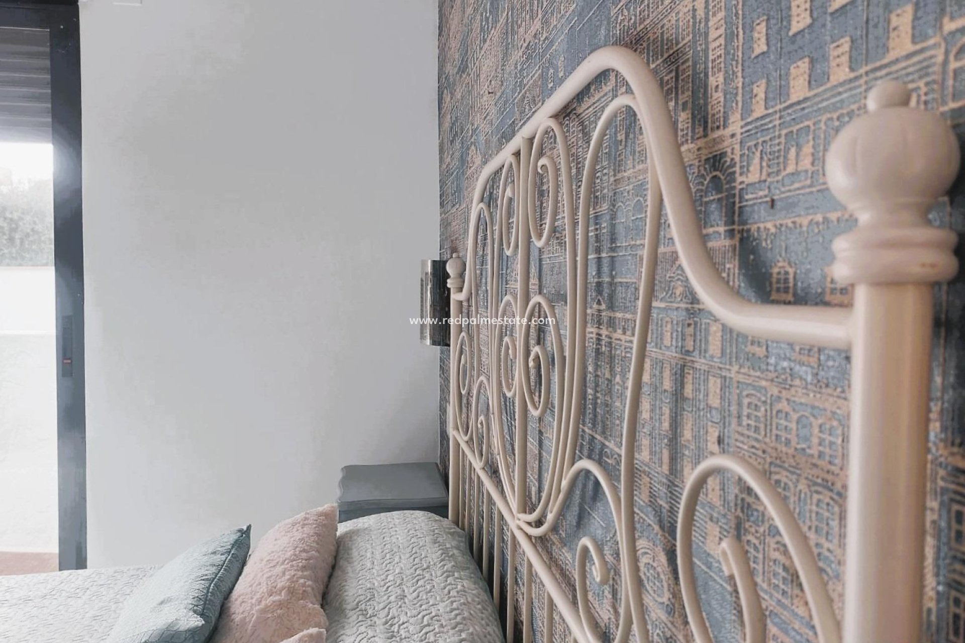 Återförsäljning - Villa -
Pilar de la Horadada