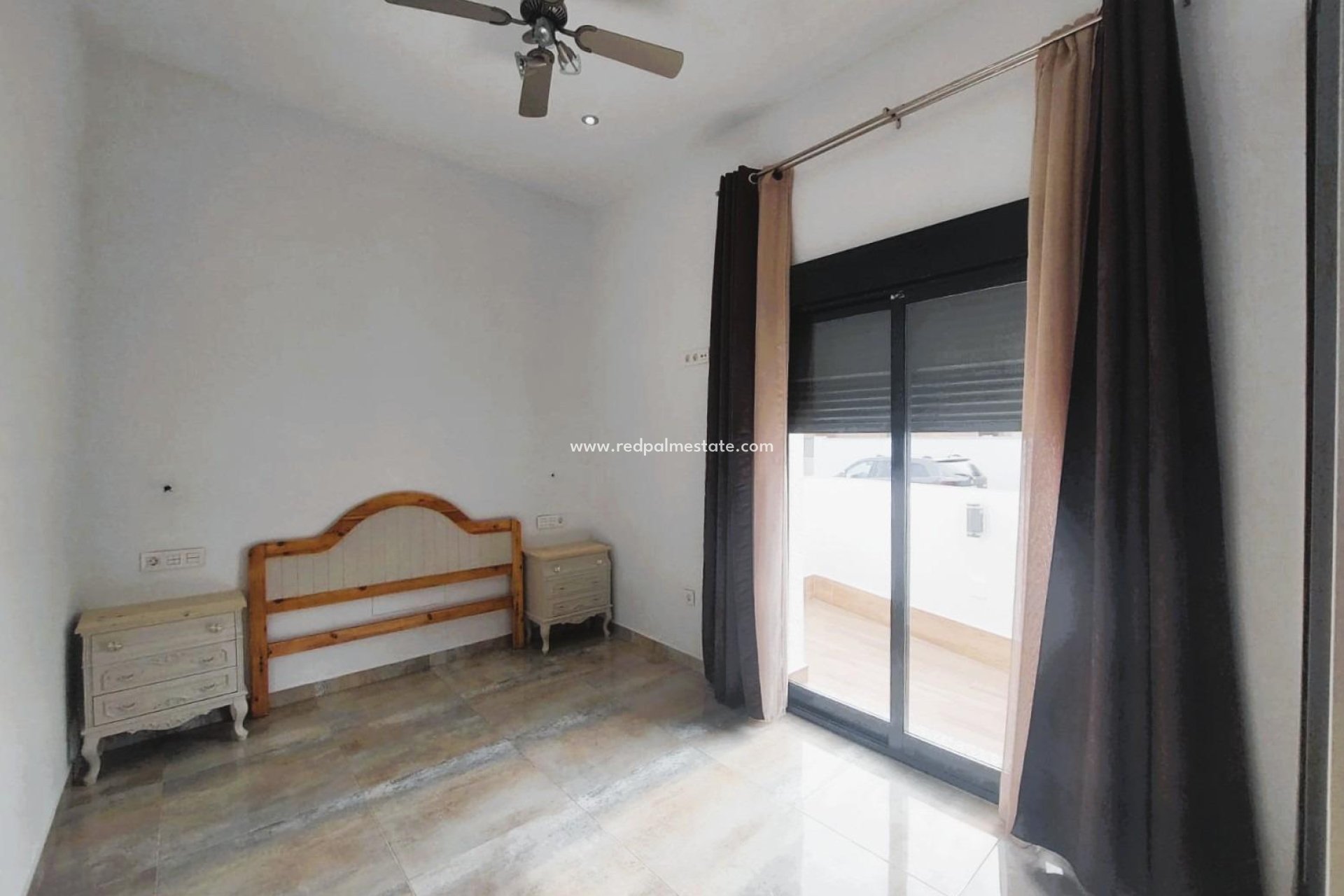 Återförsäljning - Villa -
Pilar de la Horadada