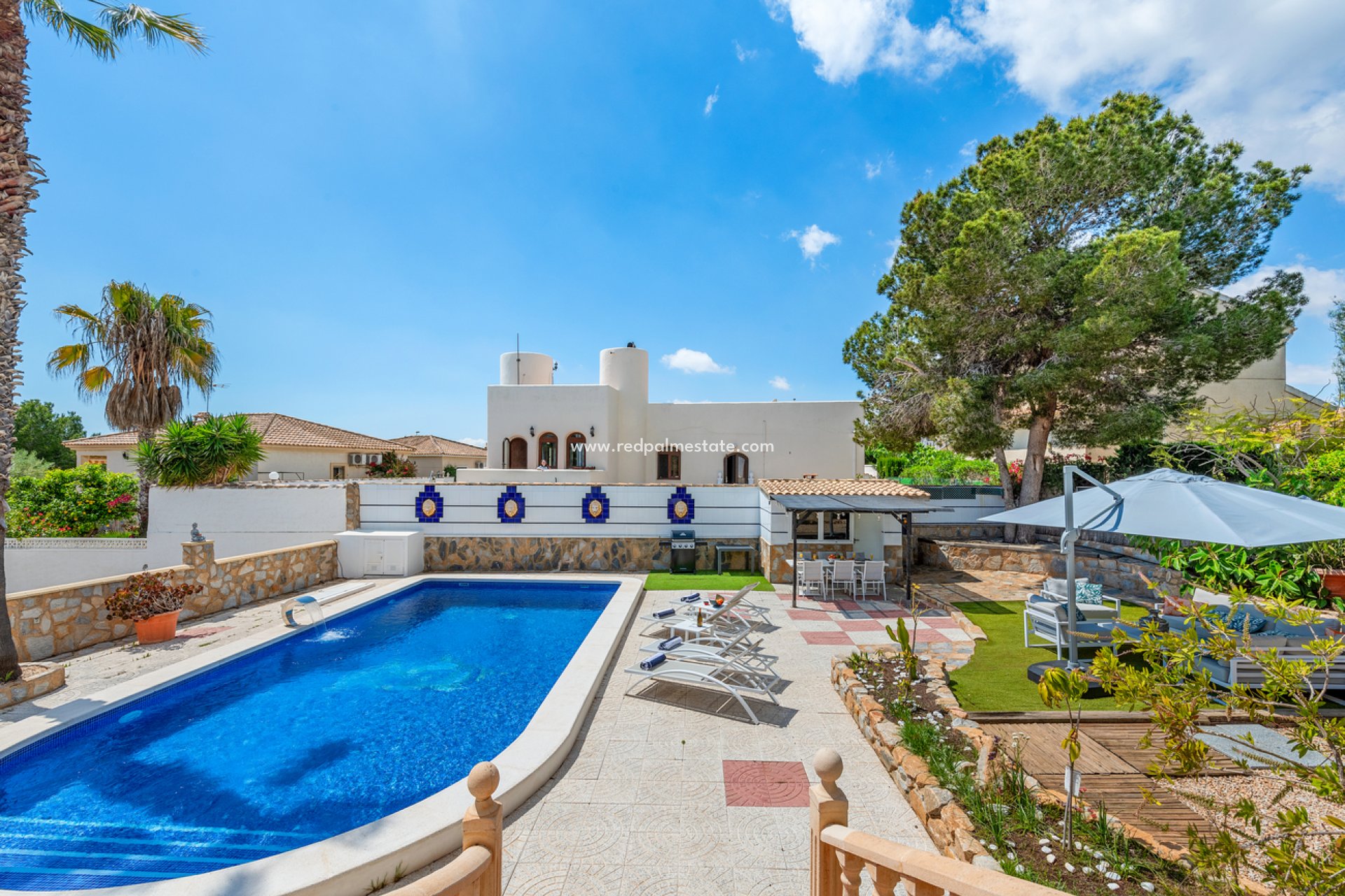 Återförsäljning - Villa -
Pinar de Campoverde - Costa Blanca