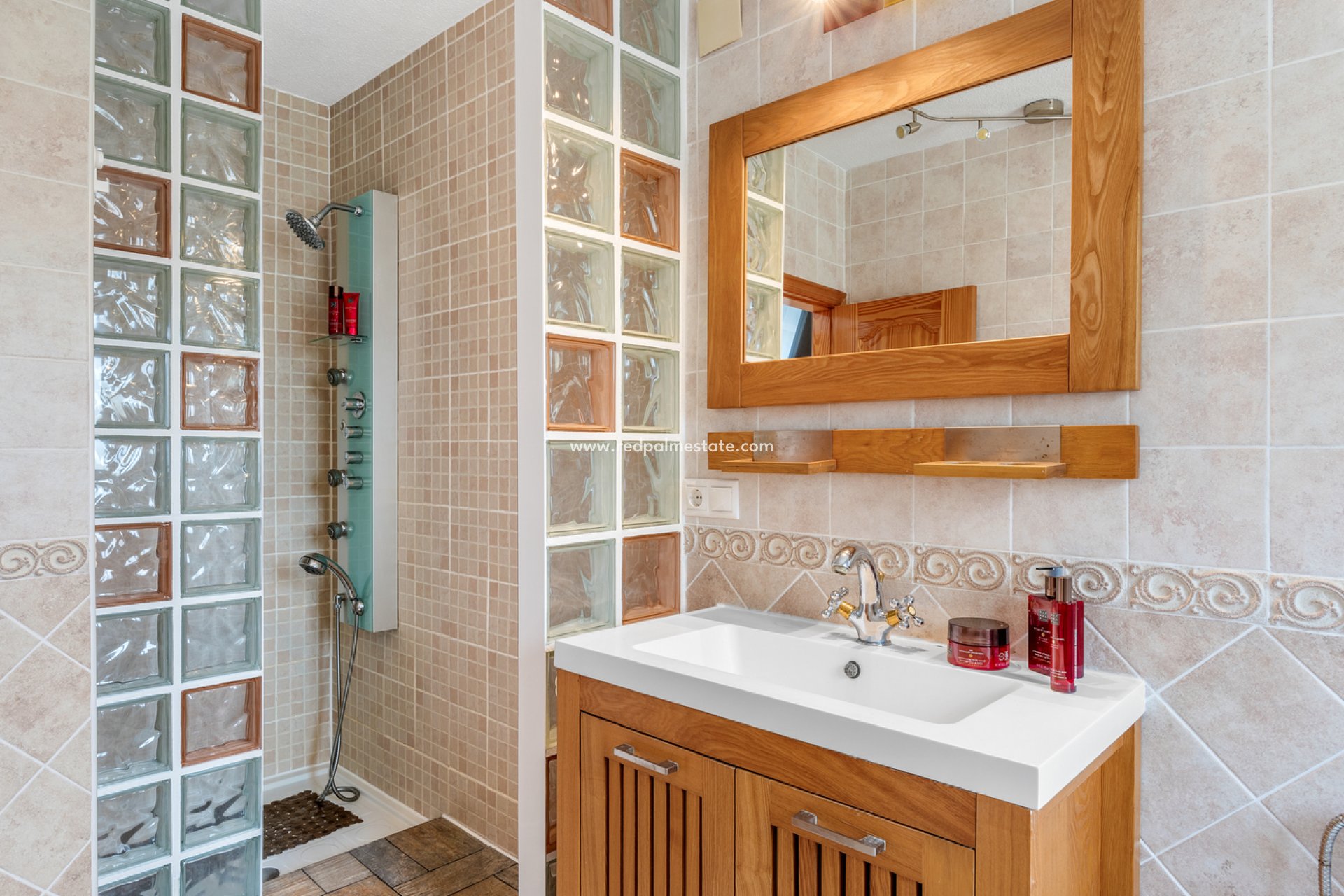 Återförsäljning - Villa -
Pinar de Campoverde - Costa Blanca