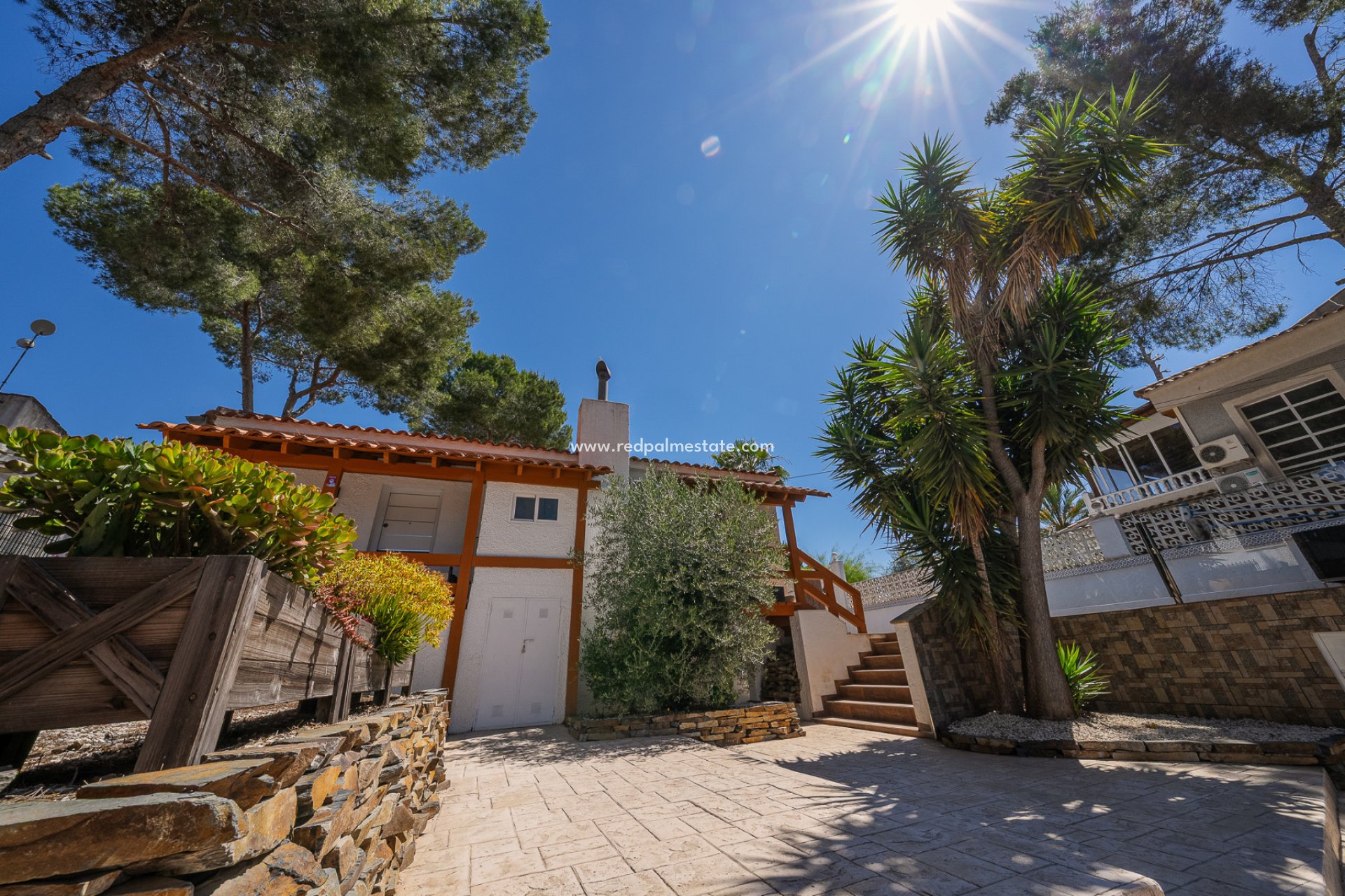 Återförsäljning - Villa -
Pinar de Campoverde