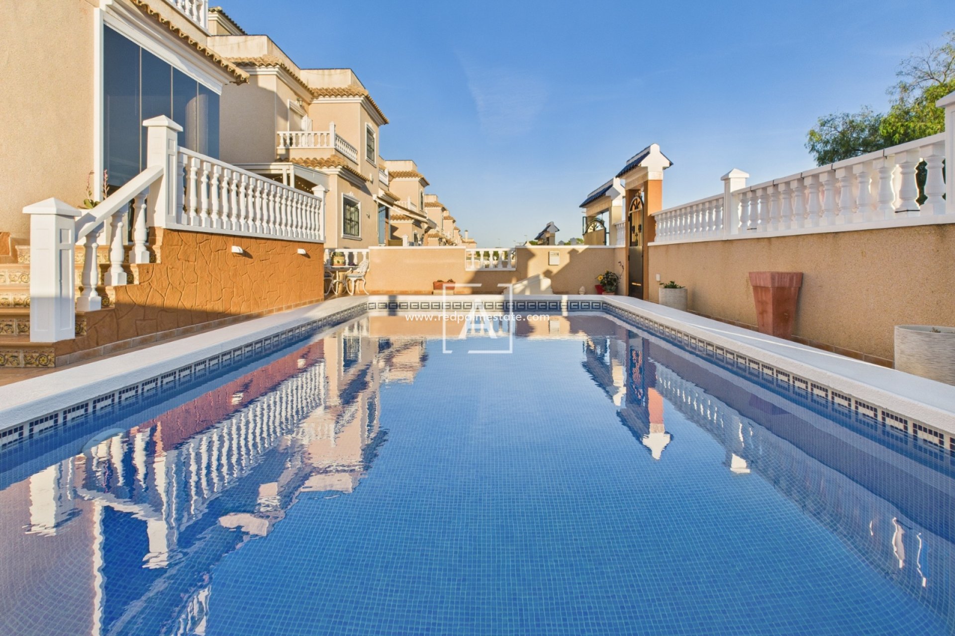 Återförsäljning - Villa -
Pinar de Campoverde