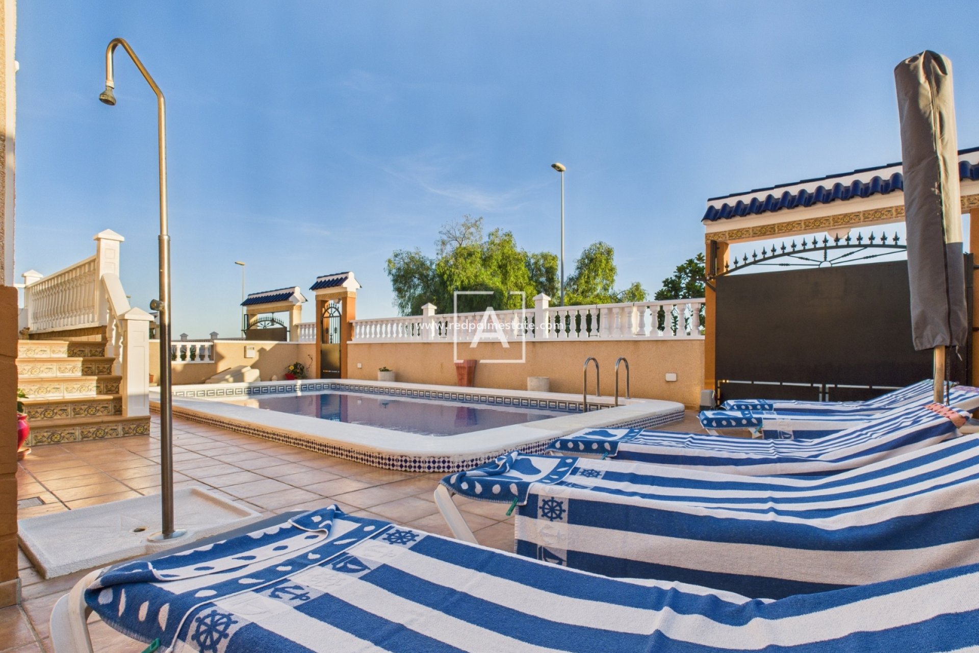 Återförsäljning - Villa -
Pinar de Campoverde