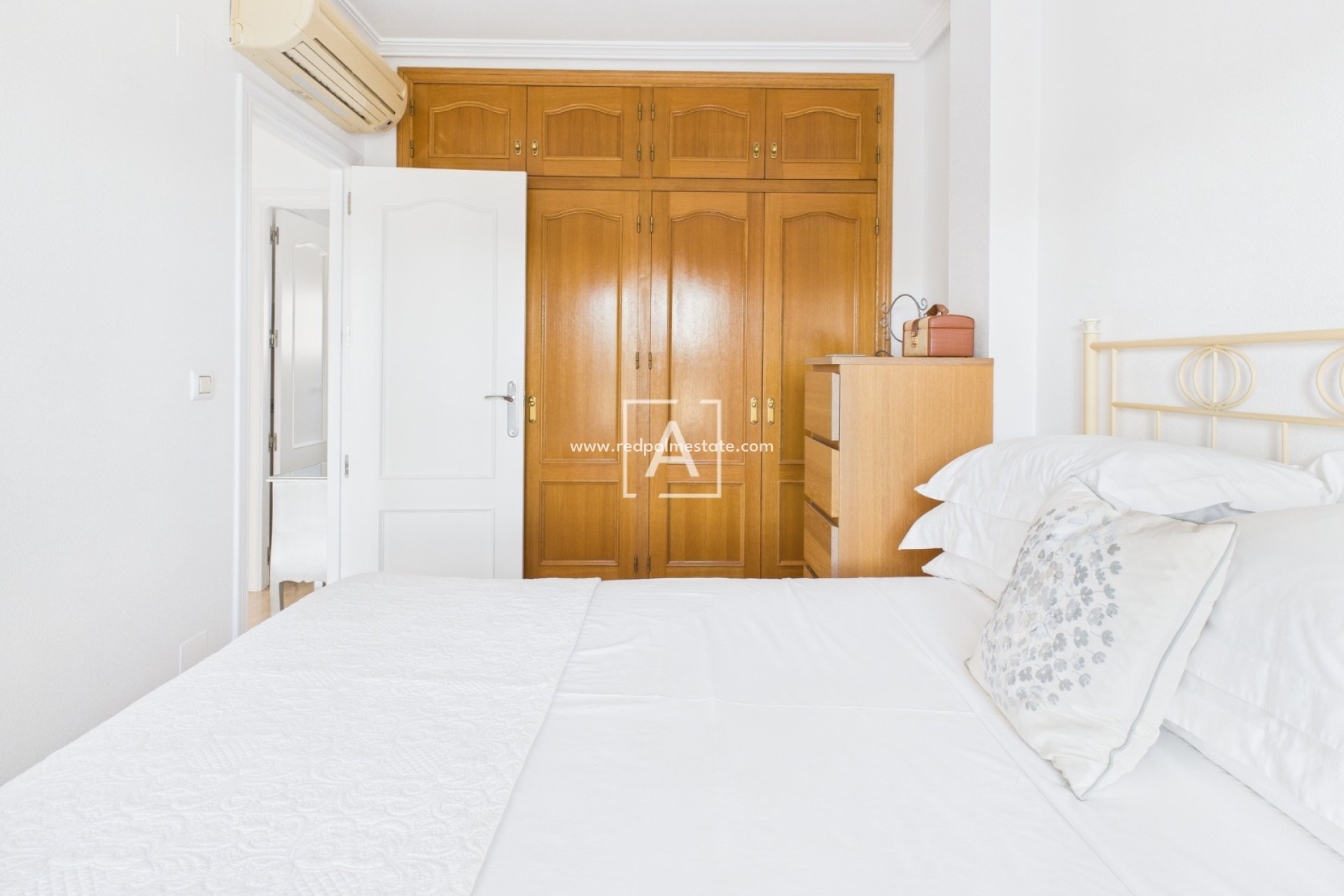 Återförsäljning - Villa -
Pinar de Campoverde