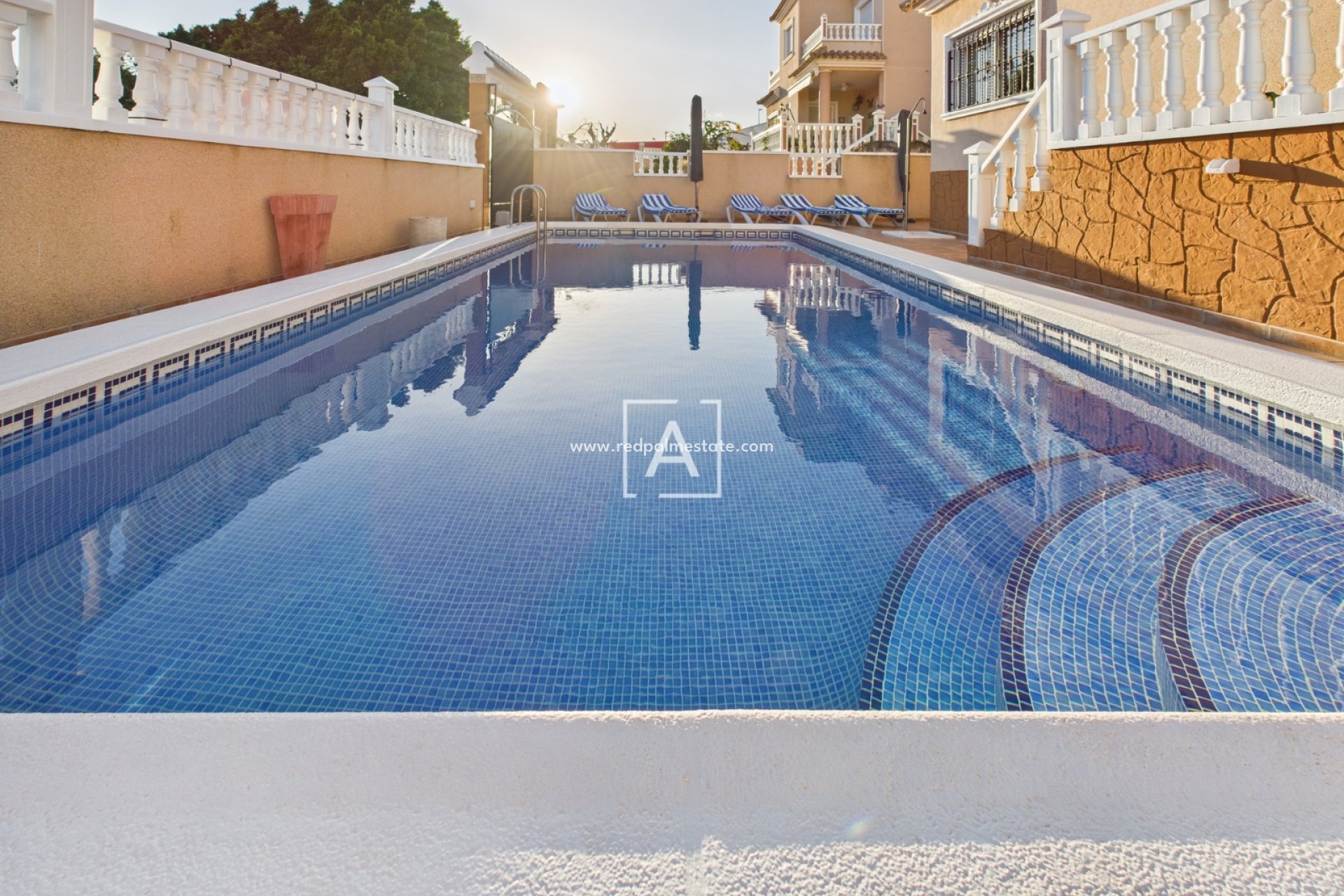 Återförsäljning - Villa -
Pinar de Campoverde