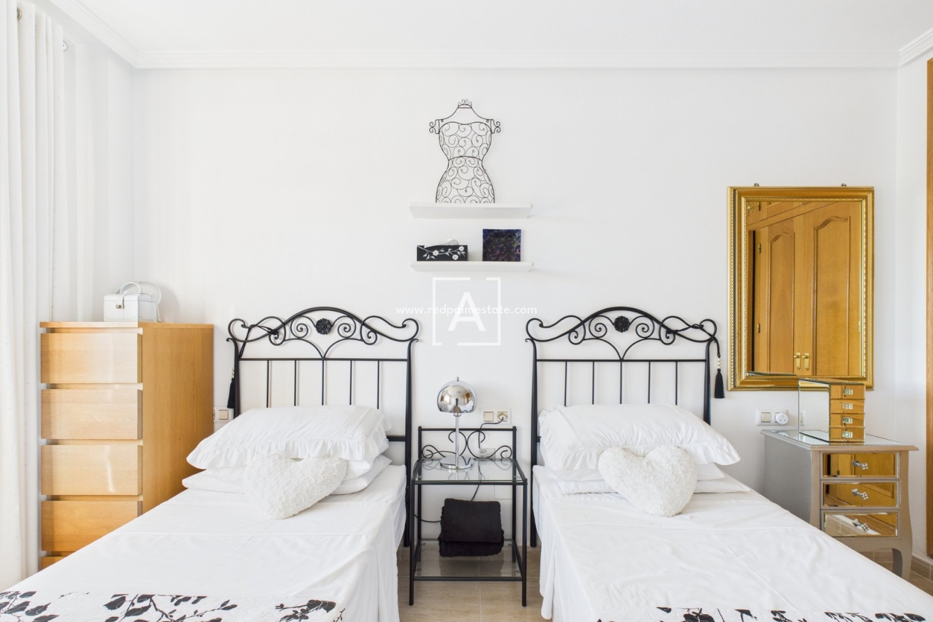 Återförsäljning - Villa -
Pinar de Campoverde