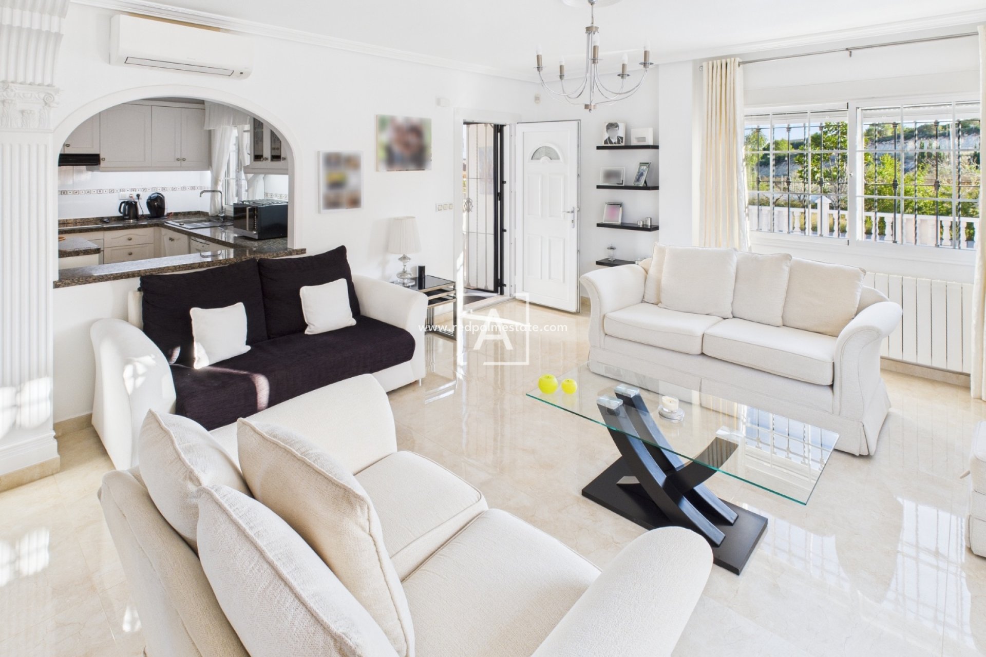 Återförsäljning - Villa -
Pinar de Campoverde