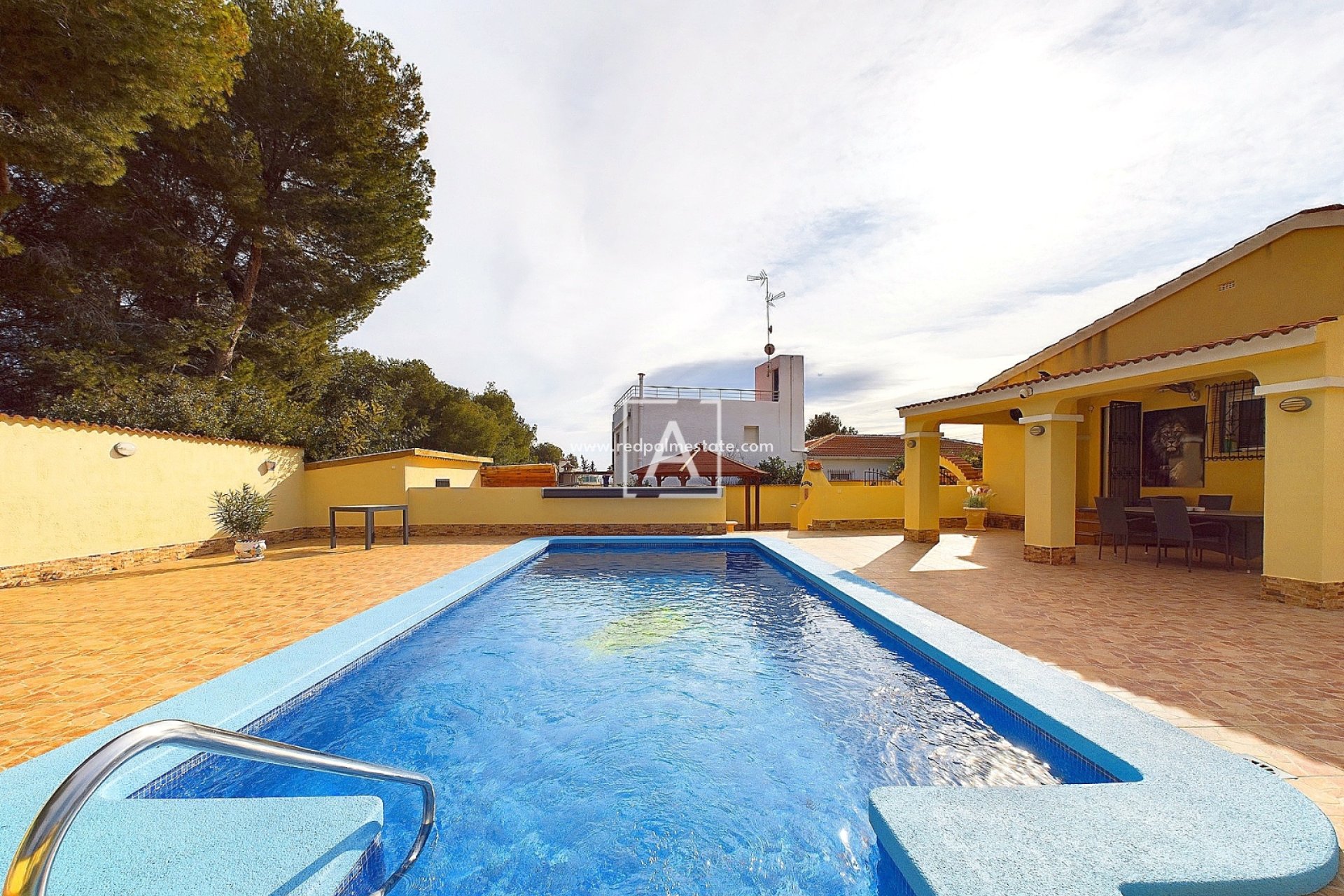 Återförsäljning - Villa -
Pinar de Campoverde