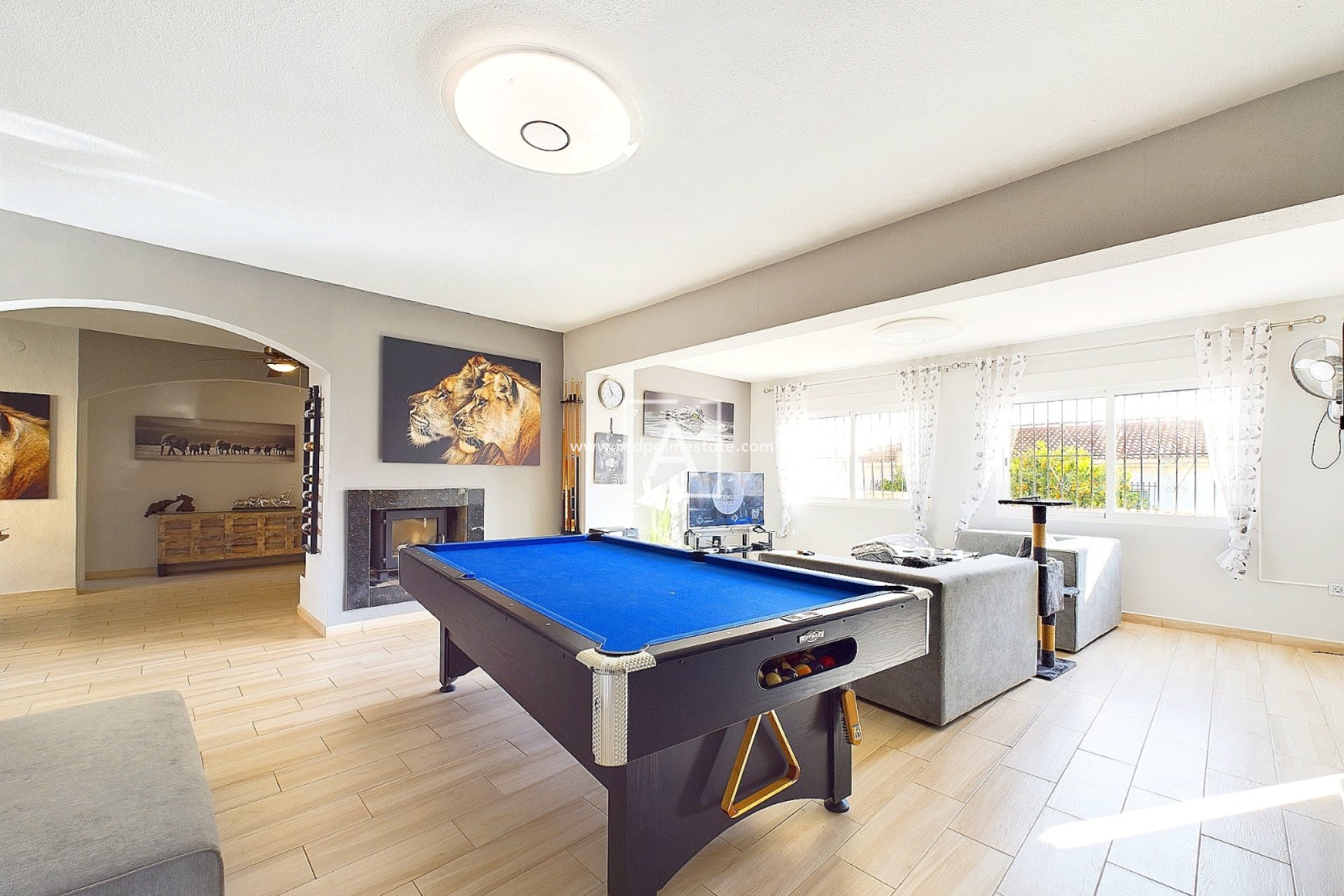 Återförsäljning - Villa -
Pinar de Campoverde