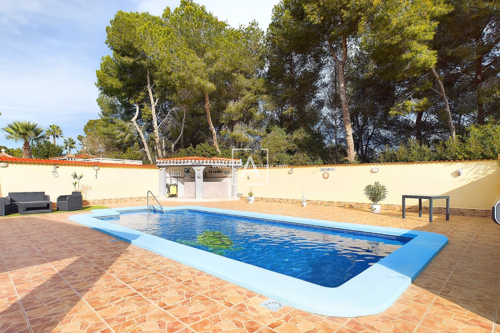 Återförsäljning - Villa -
Pinar de Campoverde