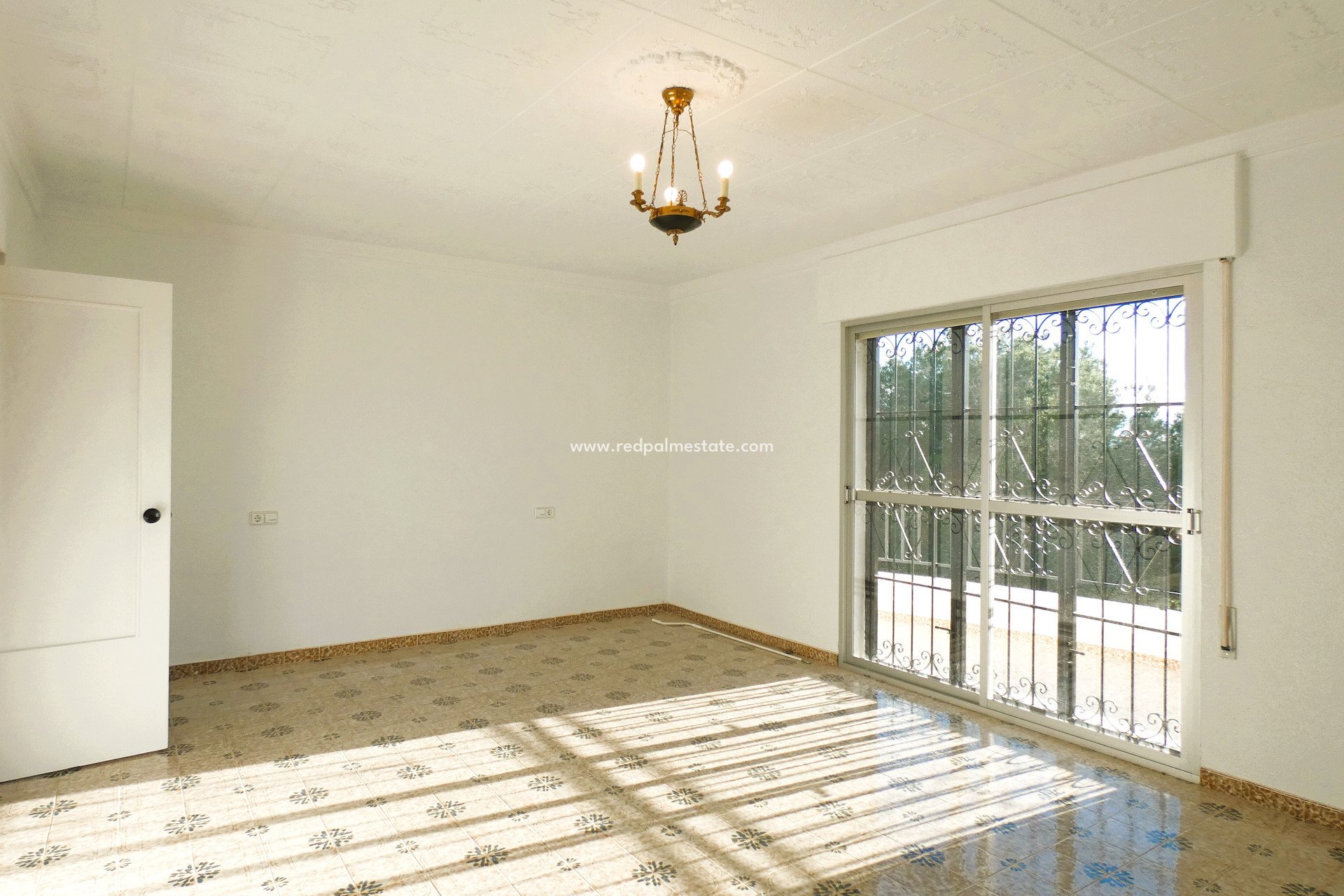 Återförsäljning - Villa -
Pinar de Campoverde