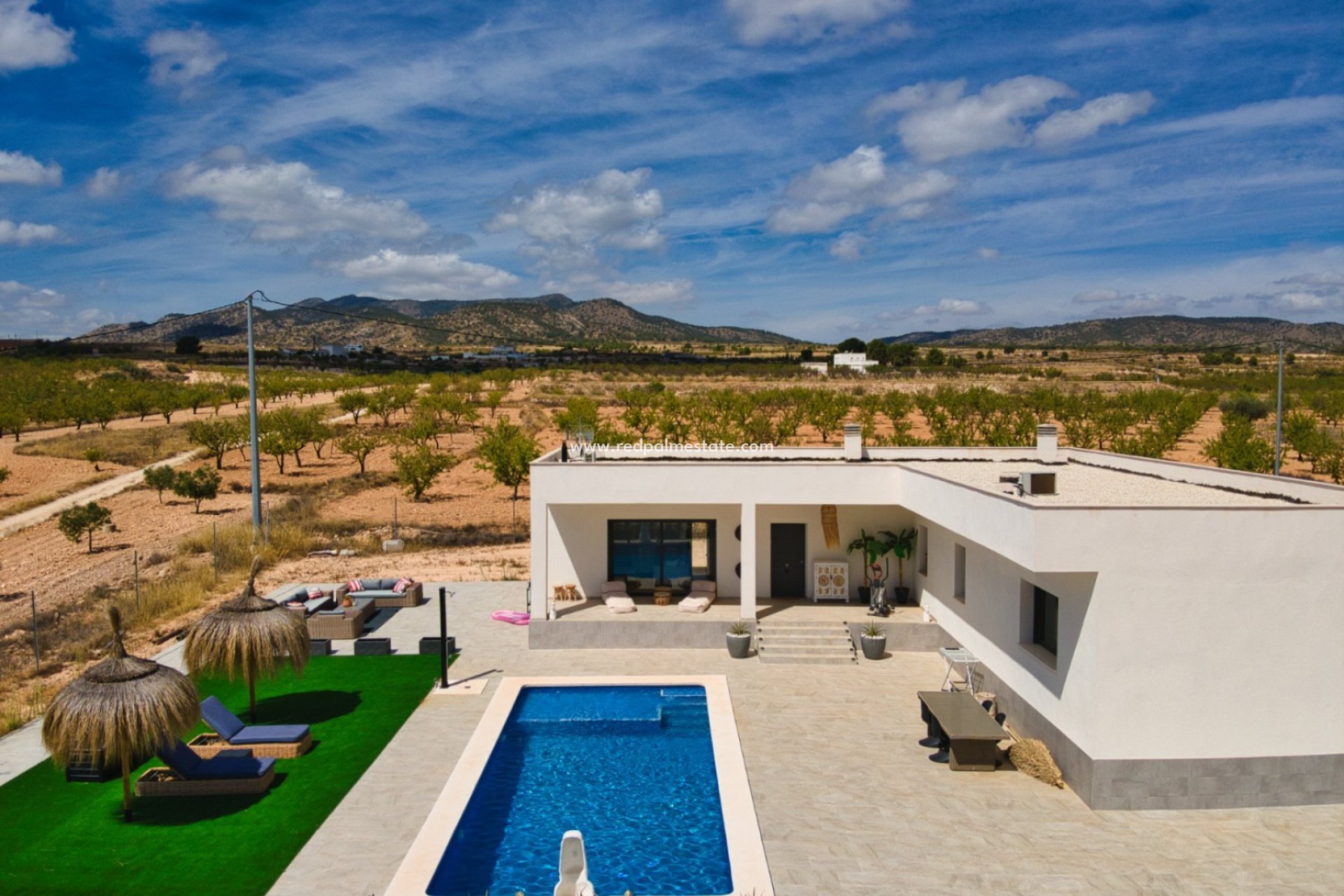 Återförsäljning - Villa -
Pinoso - Inland