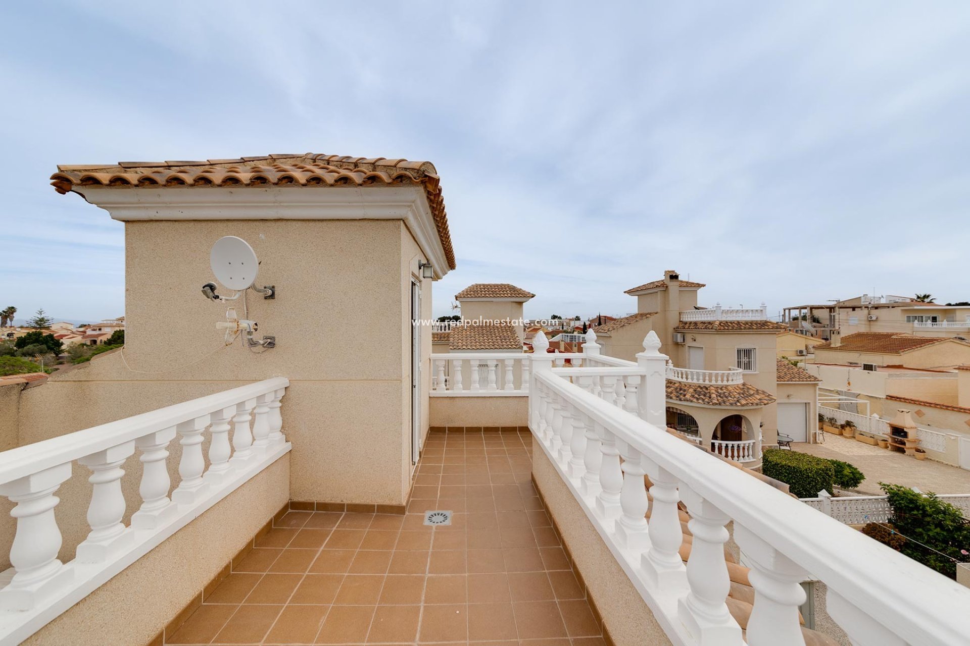 Återförsäljning - Villa -
San Fulgencio - Costa Blanca