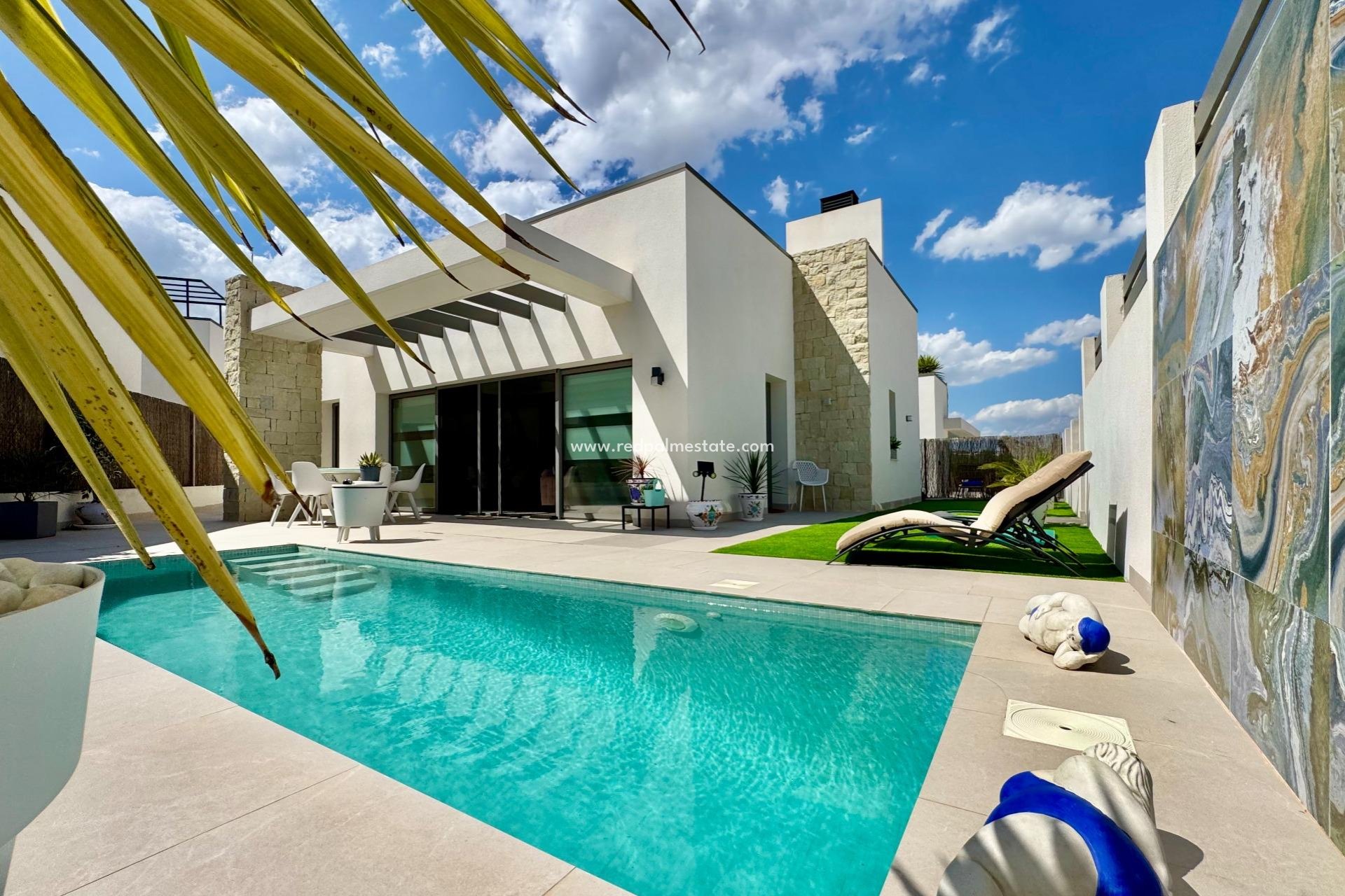 Återförsäljning - Villa -
San Miguel de Salinas - Blue Lagoon - Galán