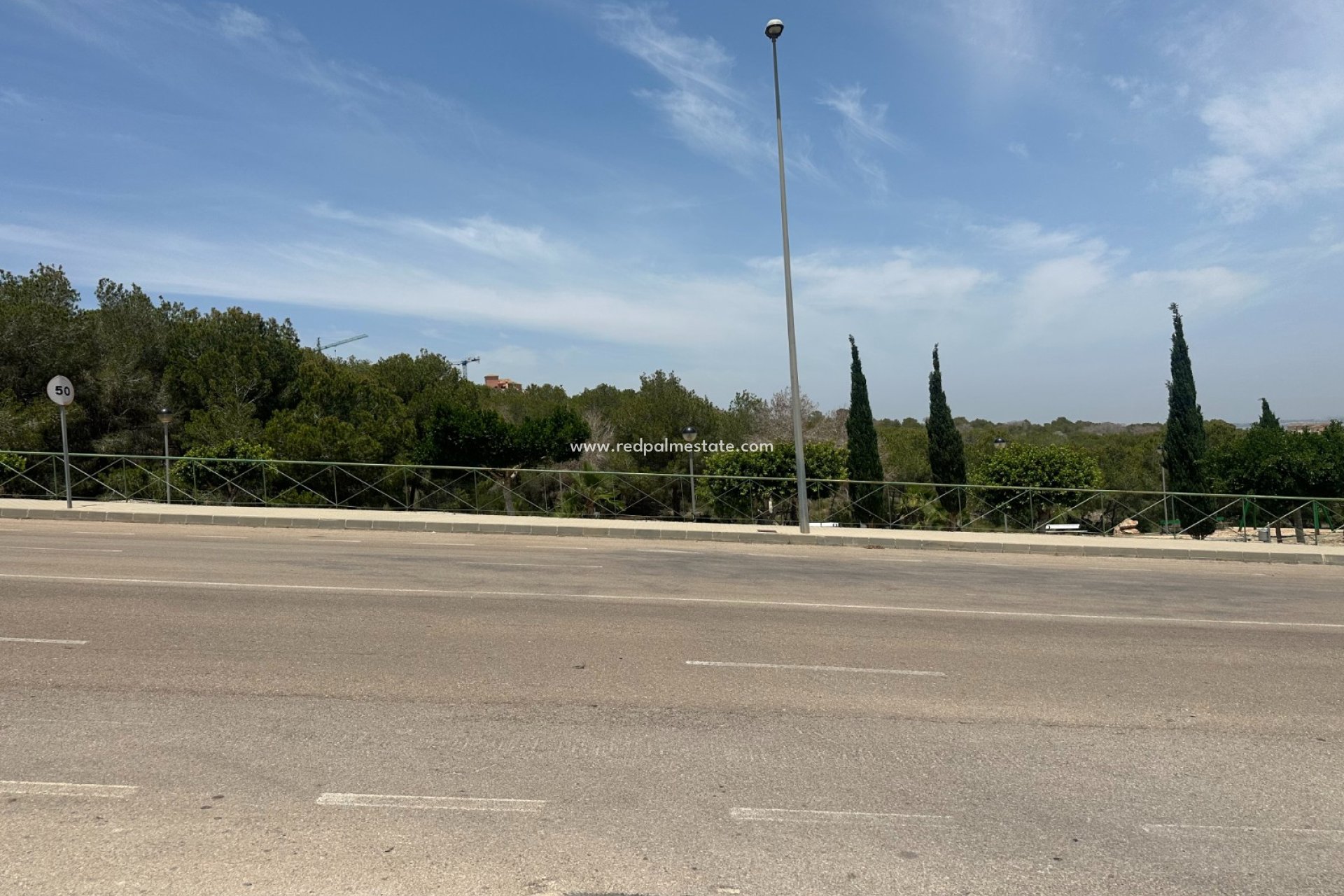Återförsäljning - Villa -
San Miguel de Salinas - Inland