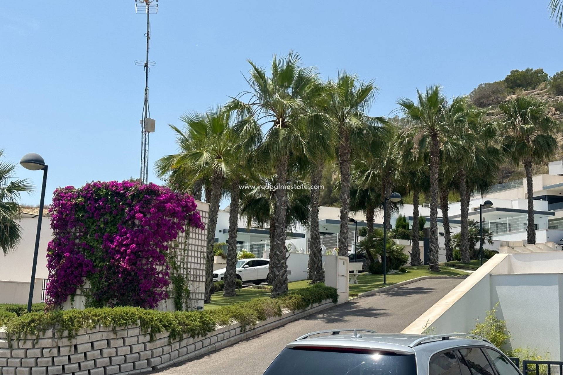 Återförsäljning - Villa -
San Miguel de Salinas - Inland