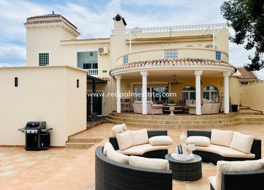 Återförsäljning - Villa -
San Miguel de Salinas - Inland