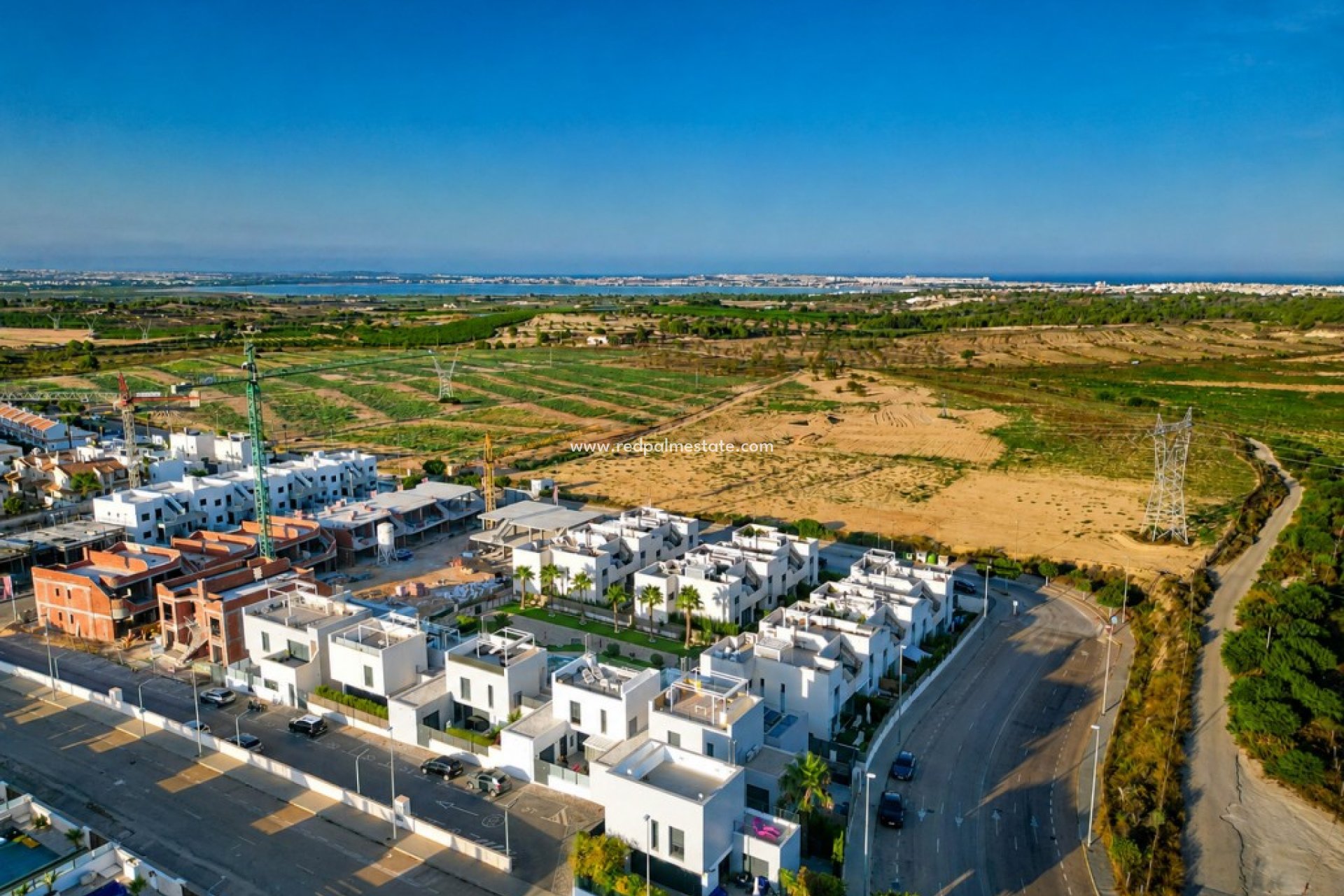 Återförsäljning - Villa -
San Miguel de Salinas - Inland
